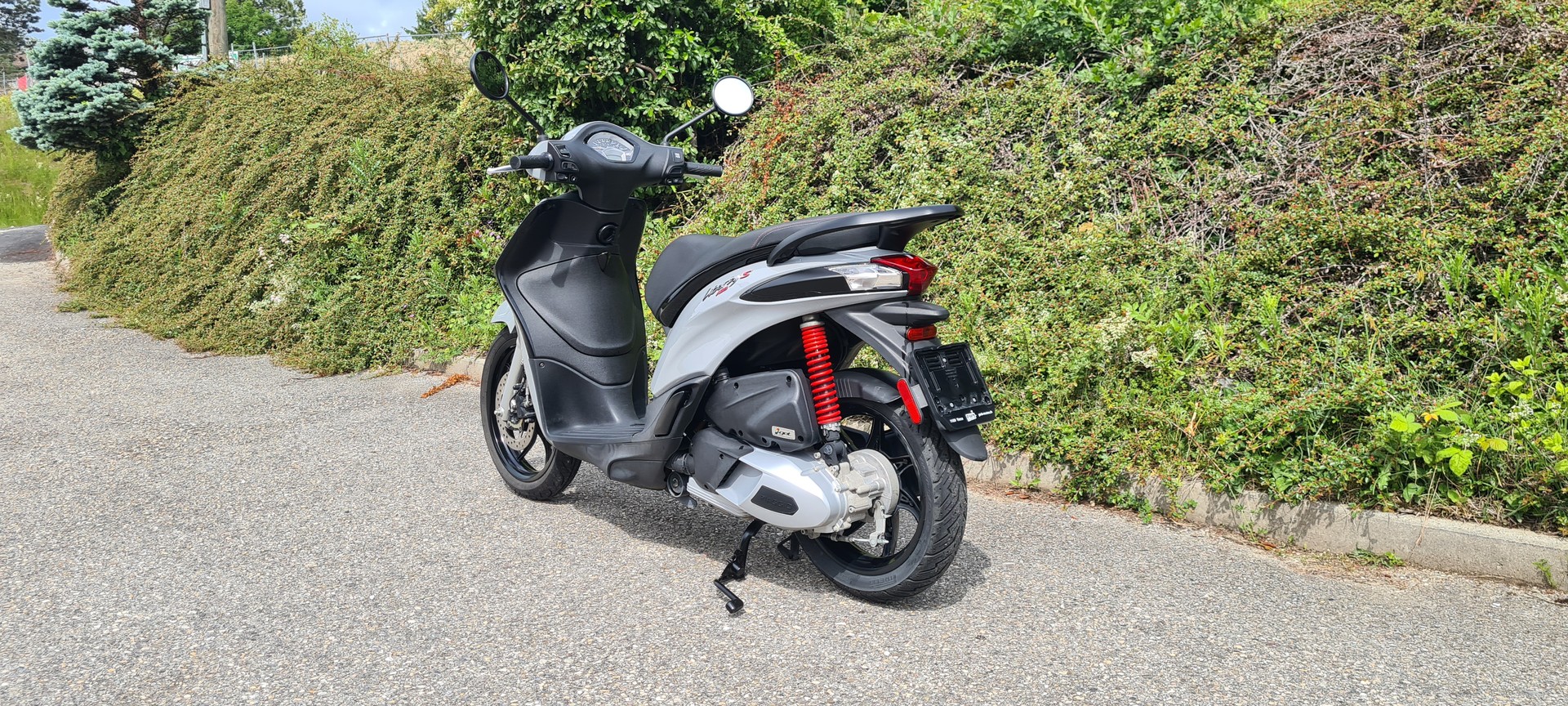 PIAGGIO Liberty 125 Sport-image-4