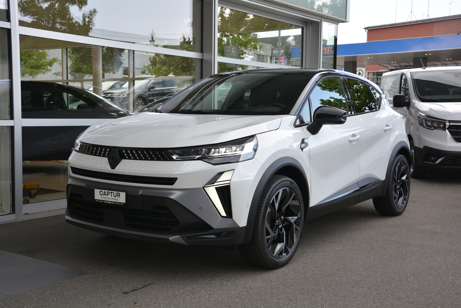 RENAULT CAPTUR esprit Alpine full hybrid E-Tech 160-image-0