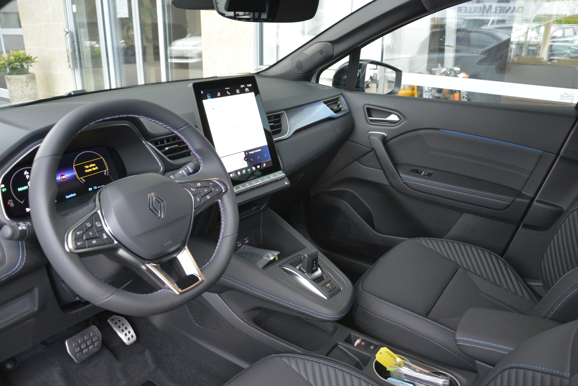 RENAULT CAPTUR esprit Alpine full hybrid E-Tech 160-image-4