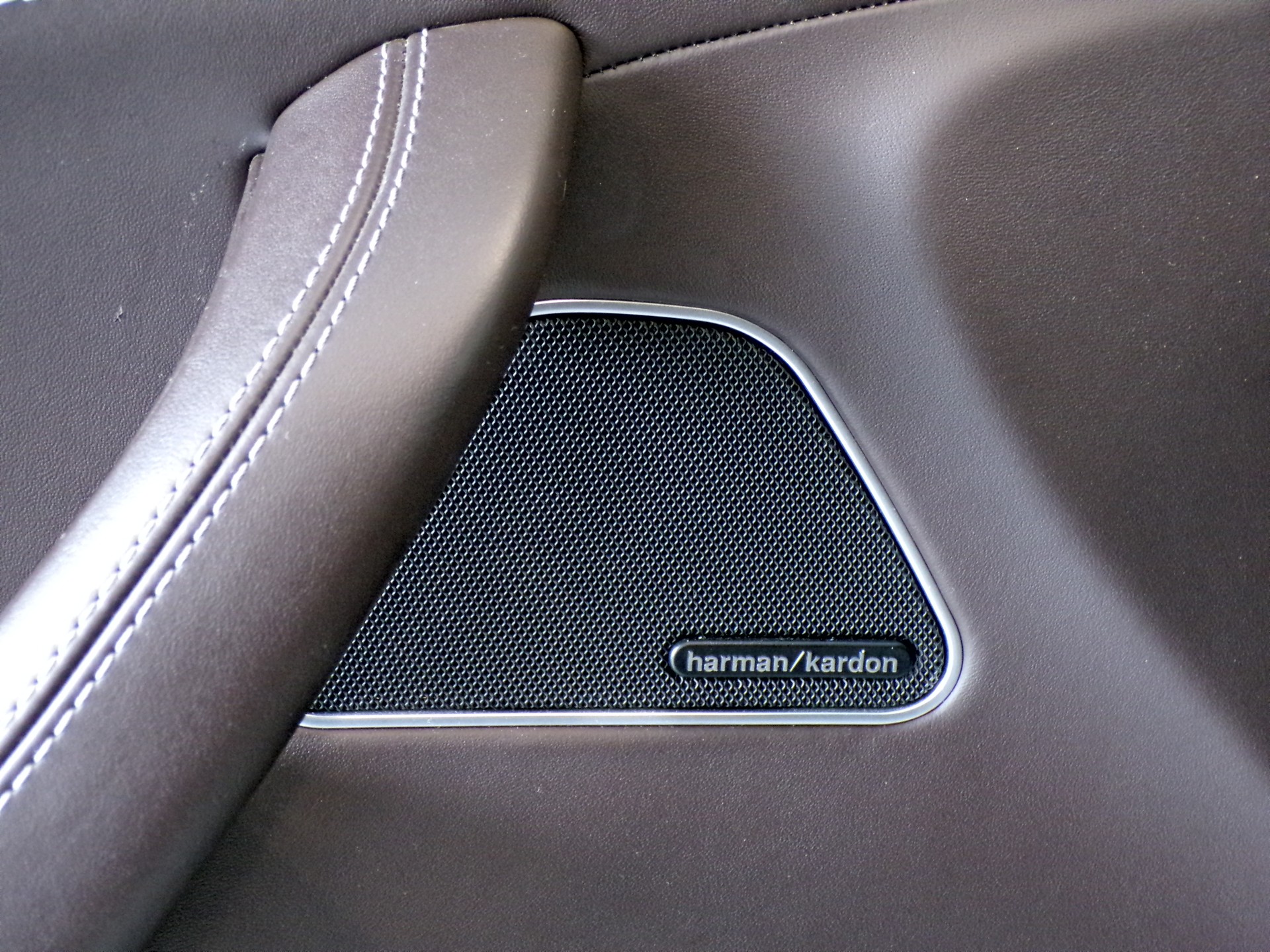 MASERATI Levante S 3.0 V6 GranLusso Automatica-image-12