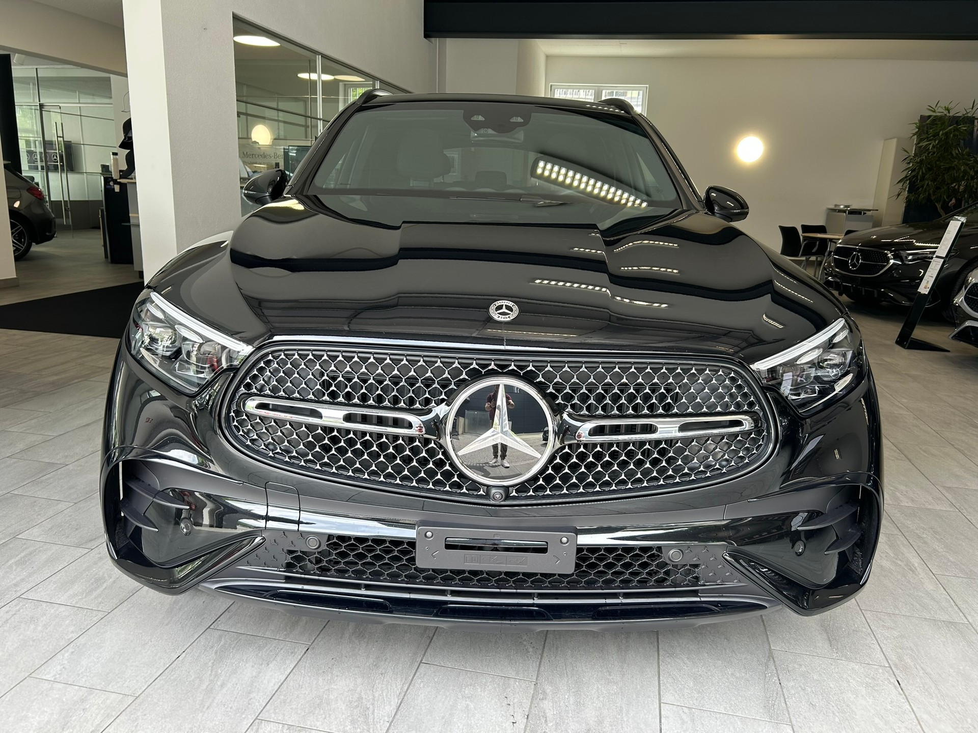 MERCEDES-BENZ GLC 400 e 4Matic AMG Line EQ Star 9G-Tronic-showroom-element-1