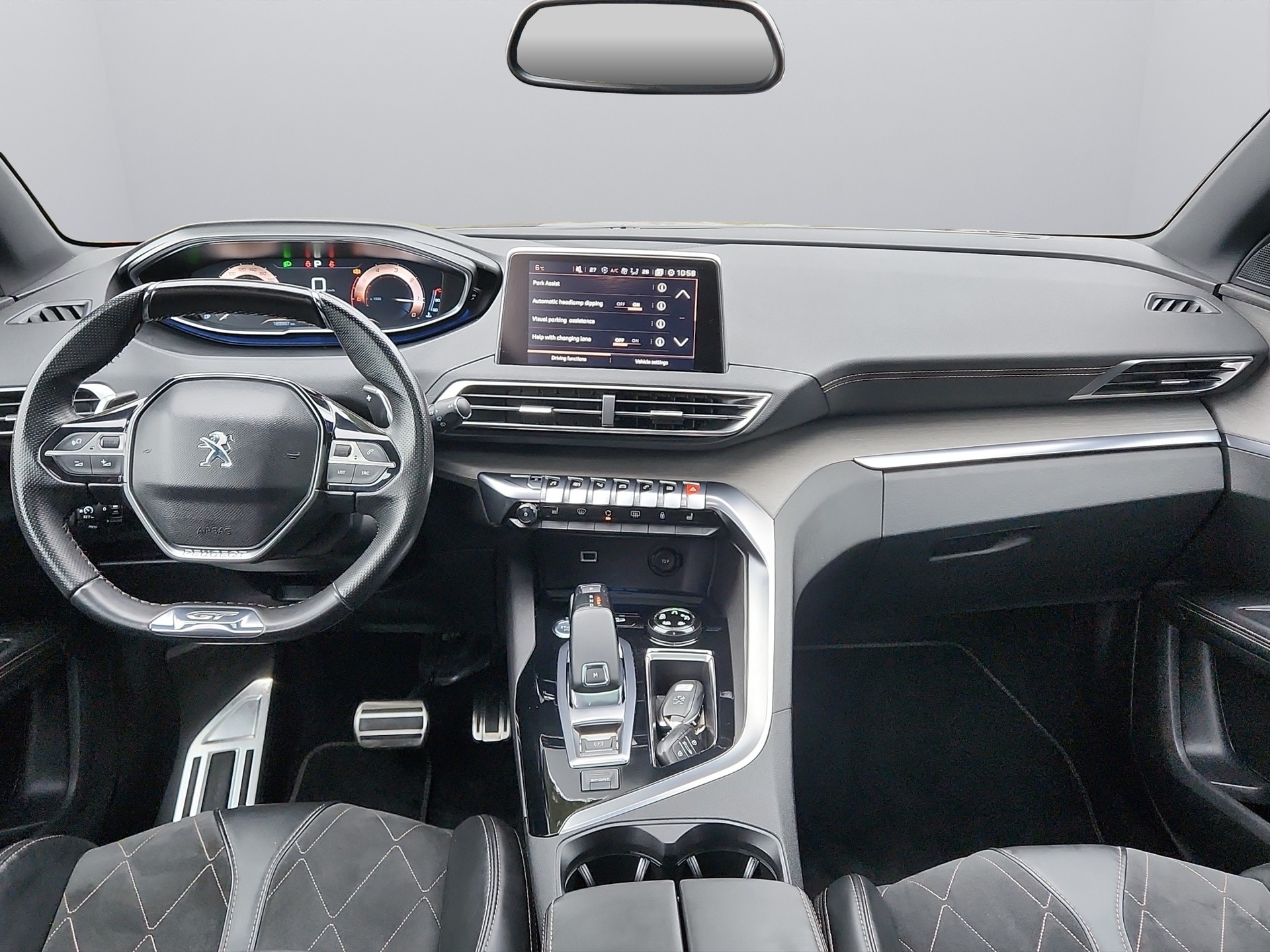 PEUGEOT 5008 2.0 BlueHDi GT EAT-image-11