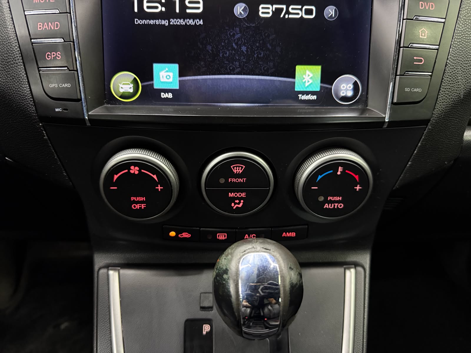 MAZDA 5 2.0 16V Sport Activematic *AHK* *7Plätzer*-image-14
