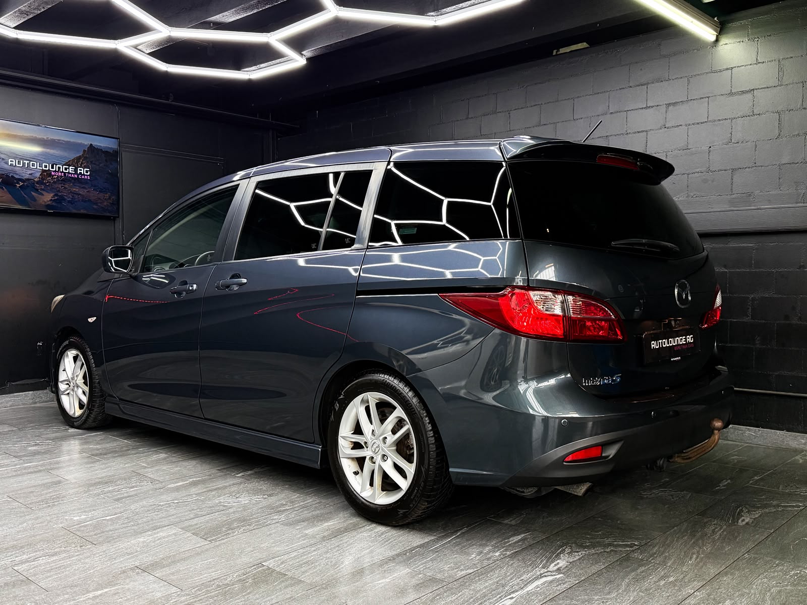 MAZDA 5 2.0 16V Sport Activematic *AHK* *7Plätzer*-image-4