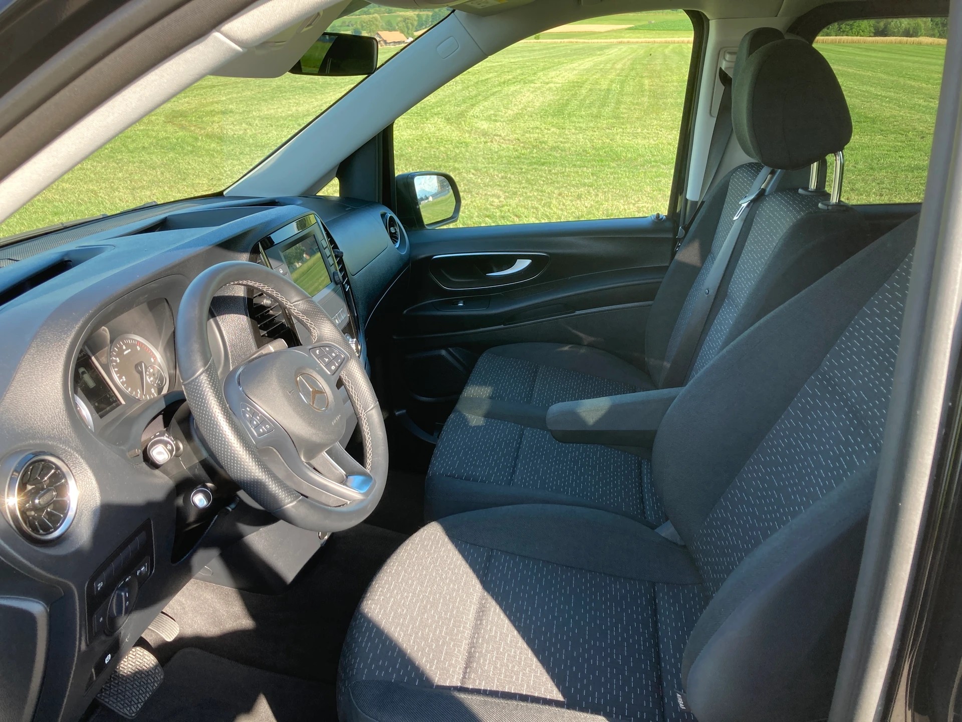 MERCEDES-BENZ Vito 116 CDI Tourer 4Matic 9G-Tronic 9 Sitzer-image-8