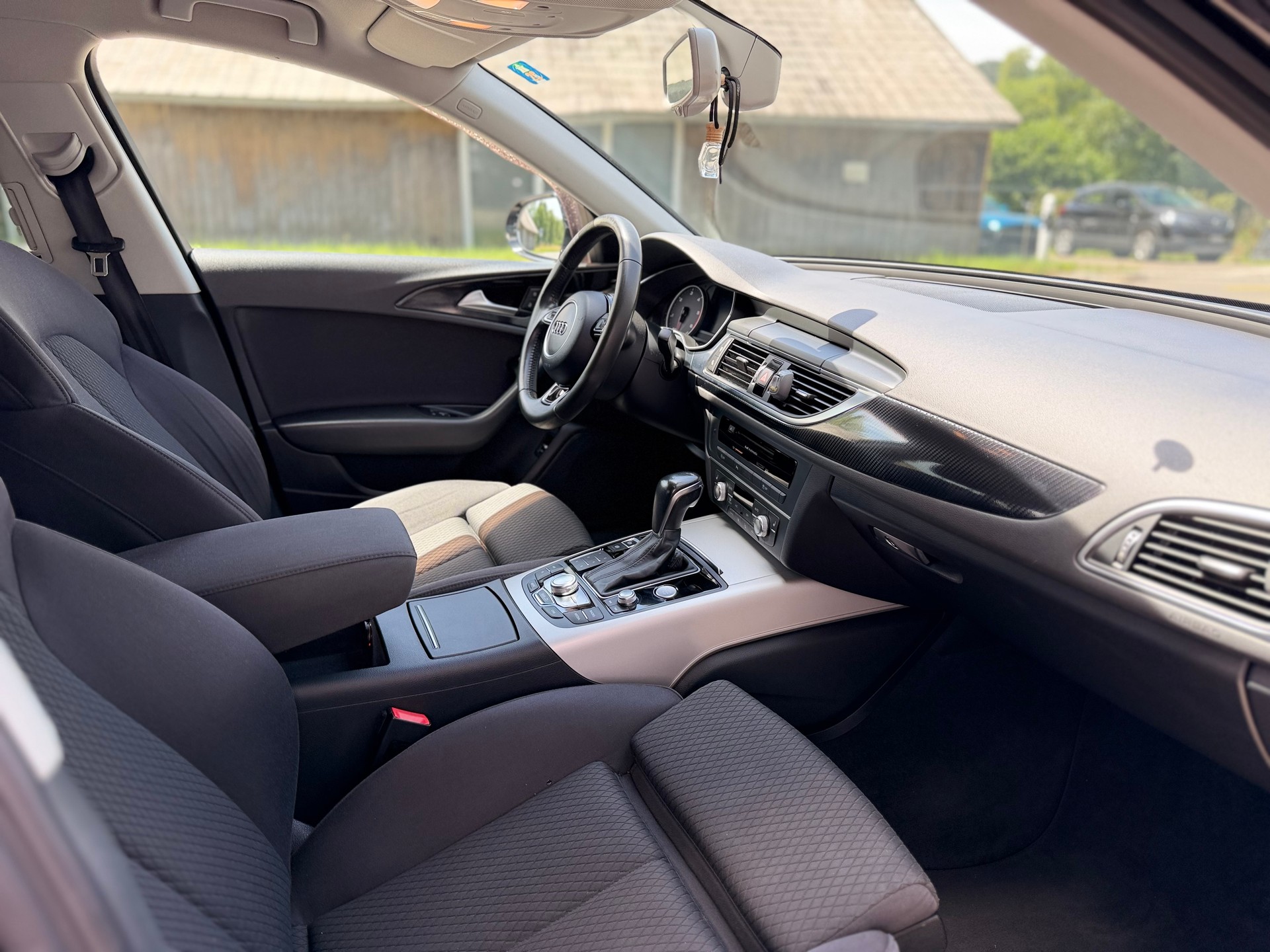 AUDI A6 Limousine 2.0 TDI S-tronic Sline-image-4