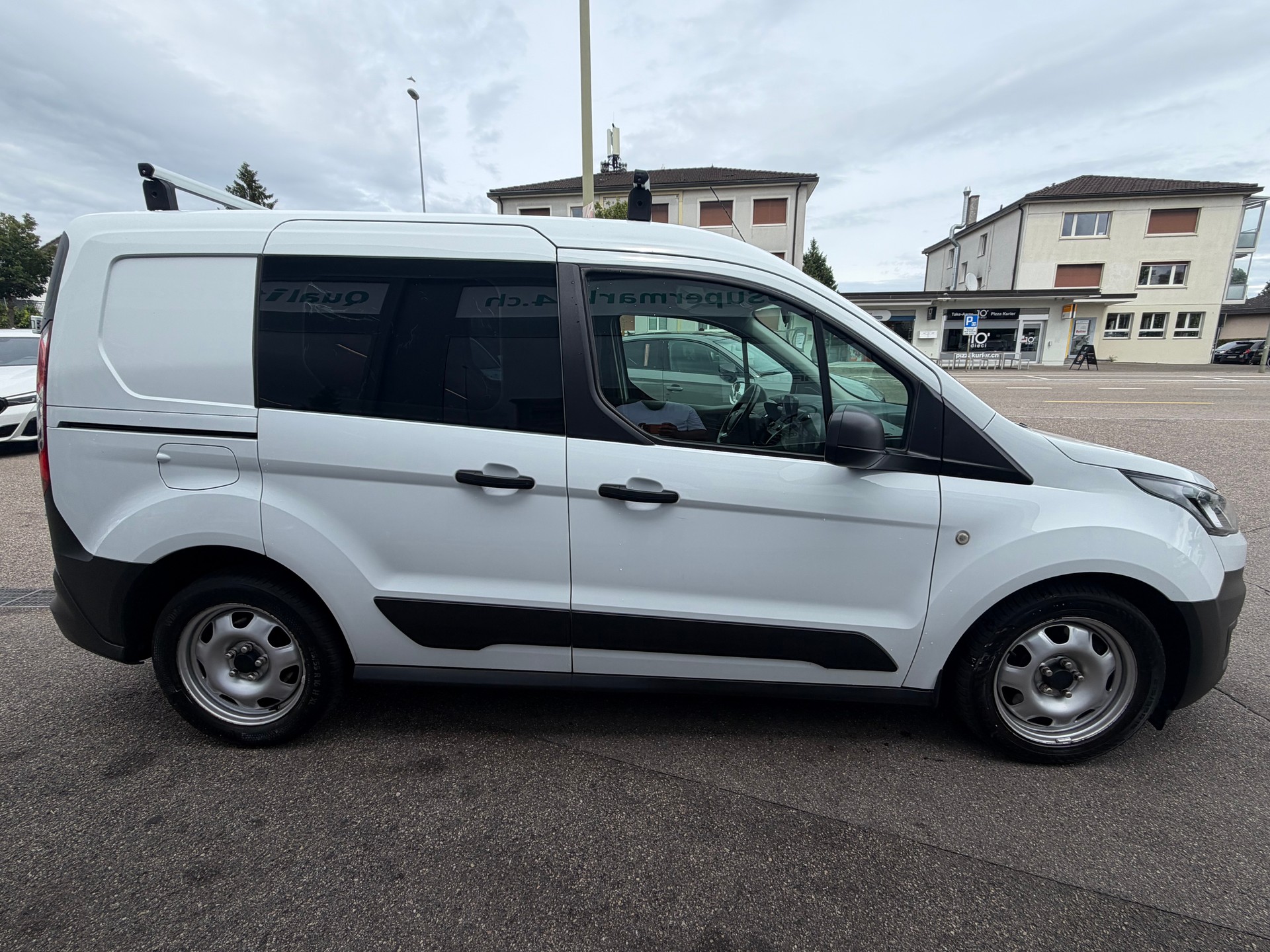 FORD Transit Connect Van T220 DCIV 1.5 EcoBlue Ambiente-image-6