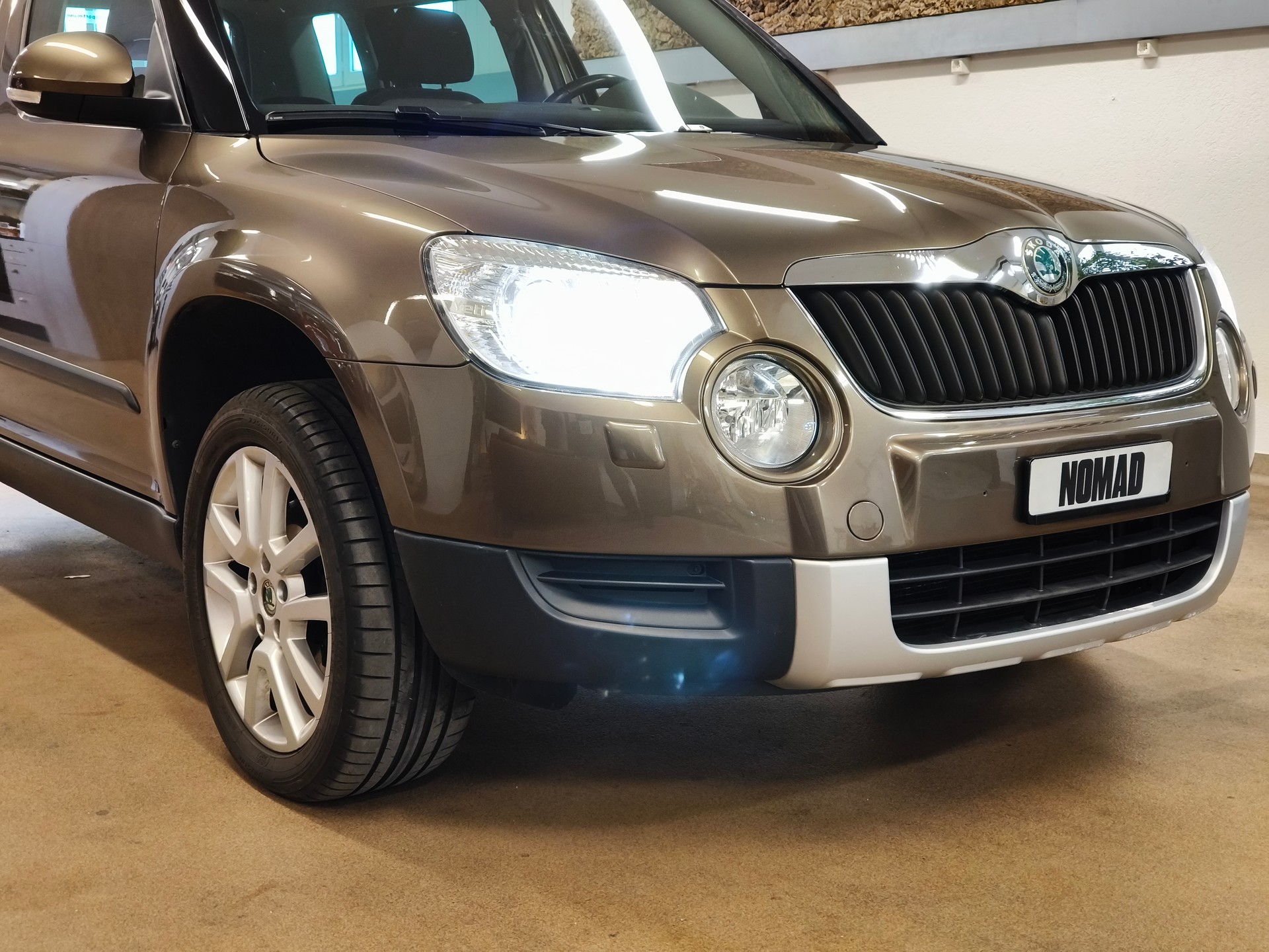 SKODA Yeti 1.8 TSI Experience 4x4-image-5