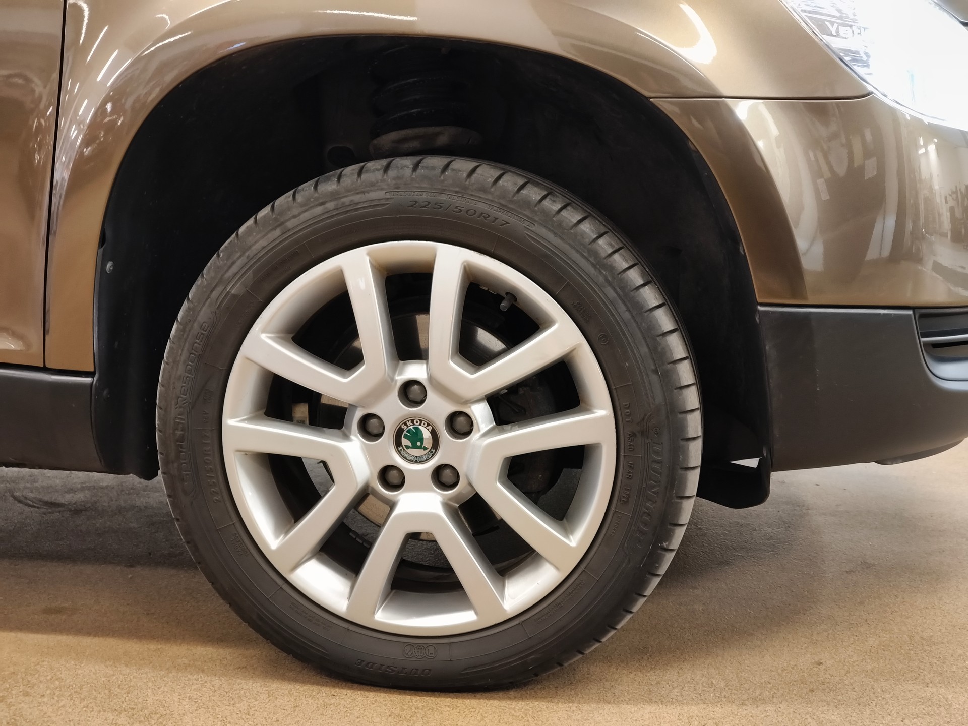 SKODA Yeti 1.8 TSI Experience 4x4-image-6