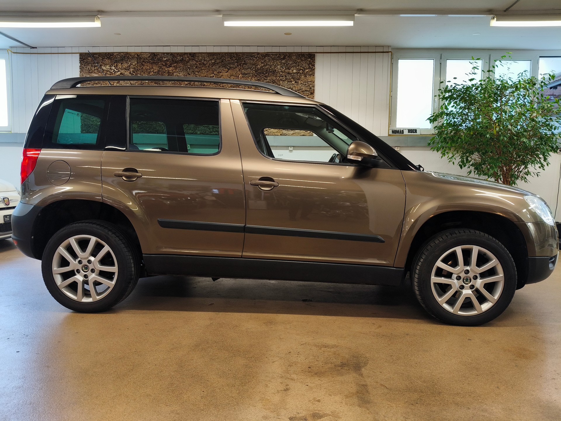 SKODA Yeti 1.8 TSI Experience 4x4-image-7