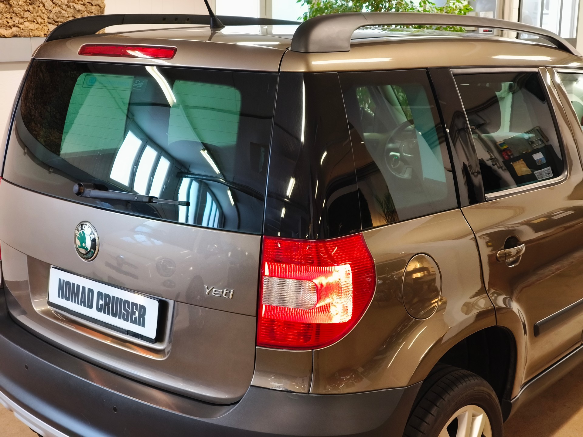 SKODA Yeti 1.8 TSI Experience 4x4-image-9