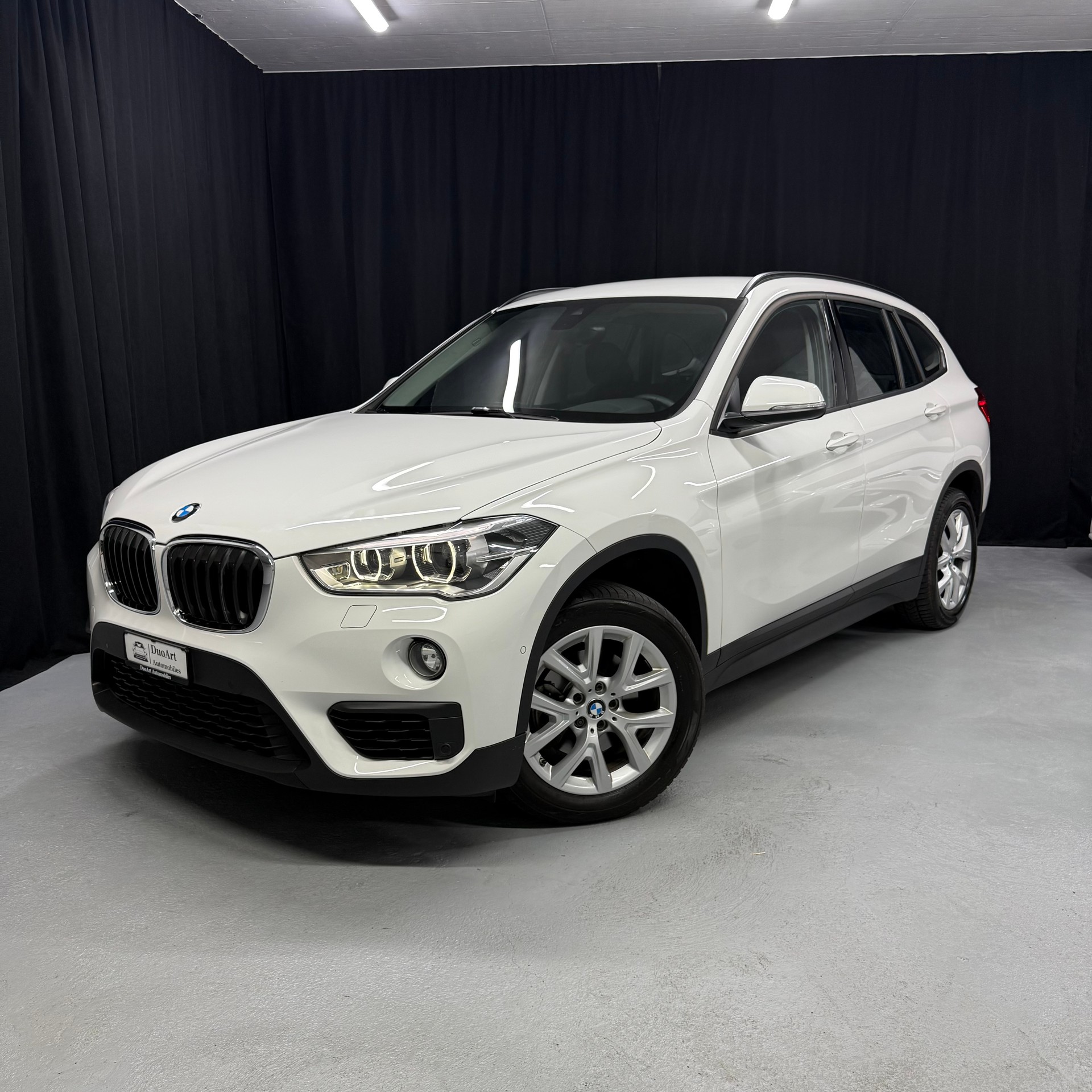BMW X1 xDrive 18d Steptronic-image-1
