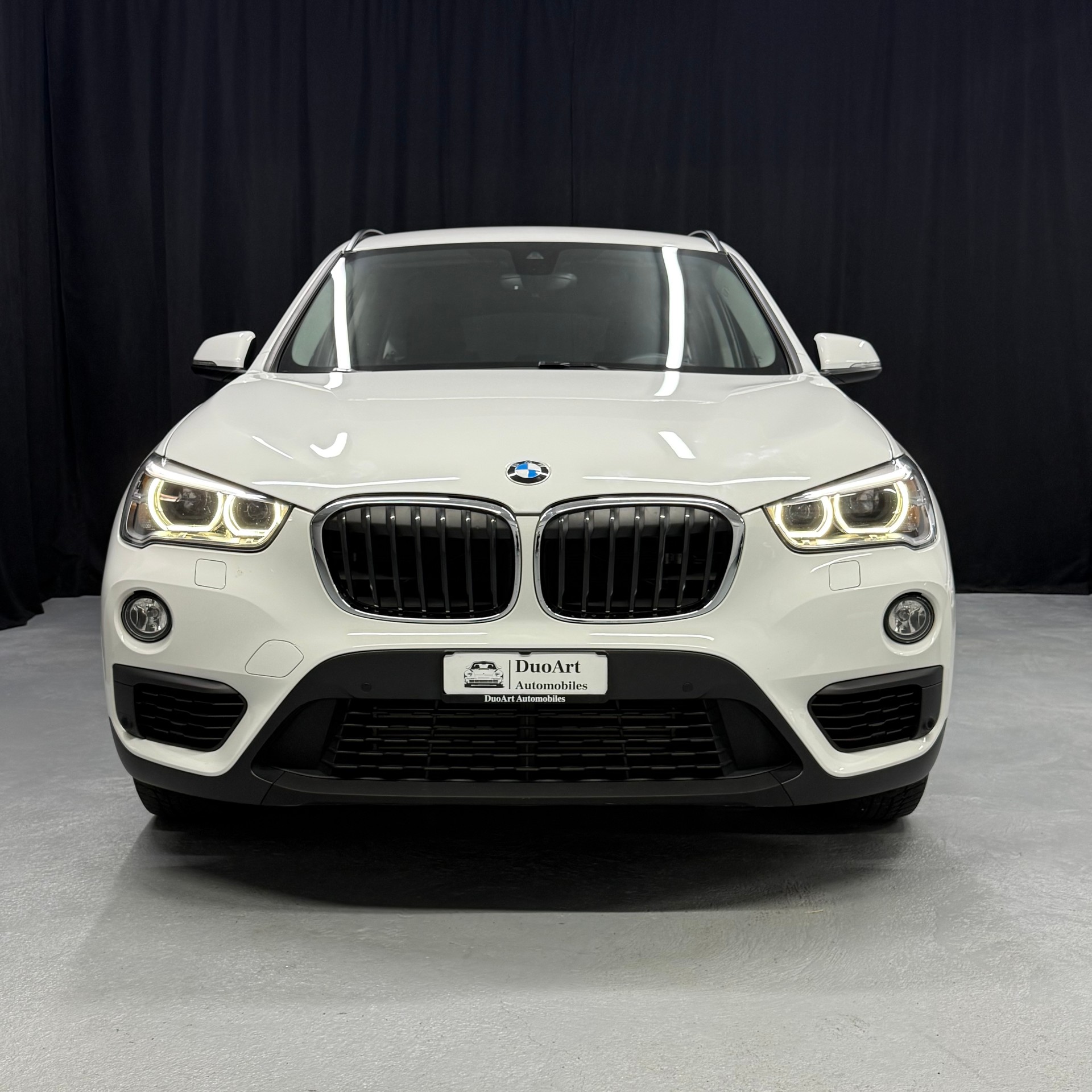 BMW X1 xDrive 18d Steptronic-image-2
