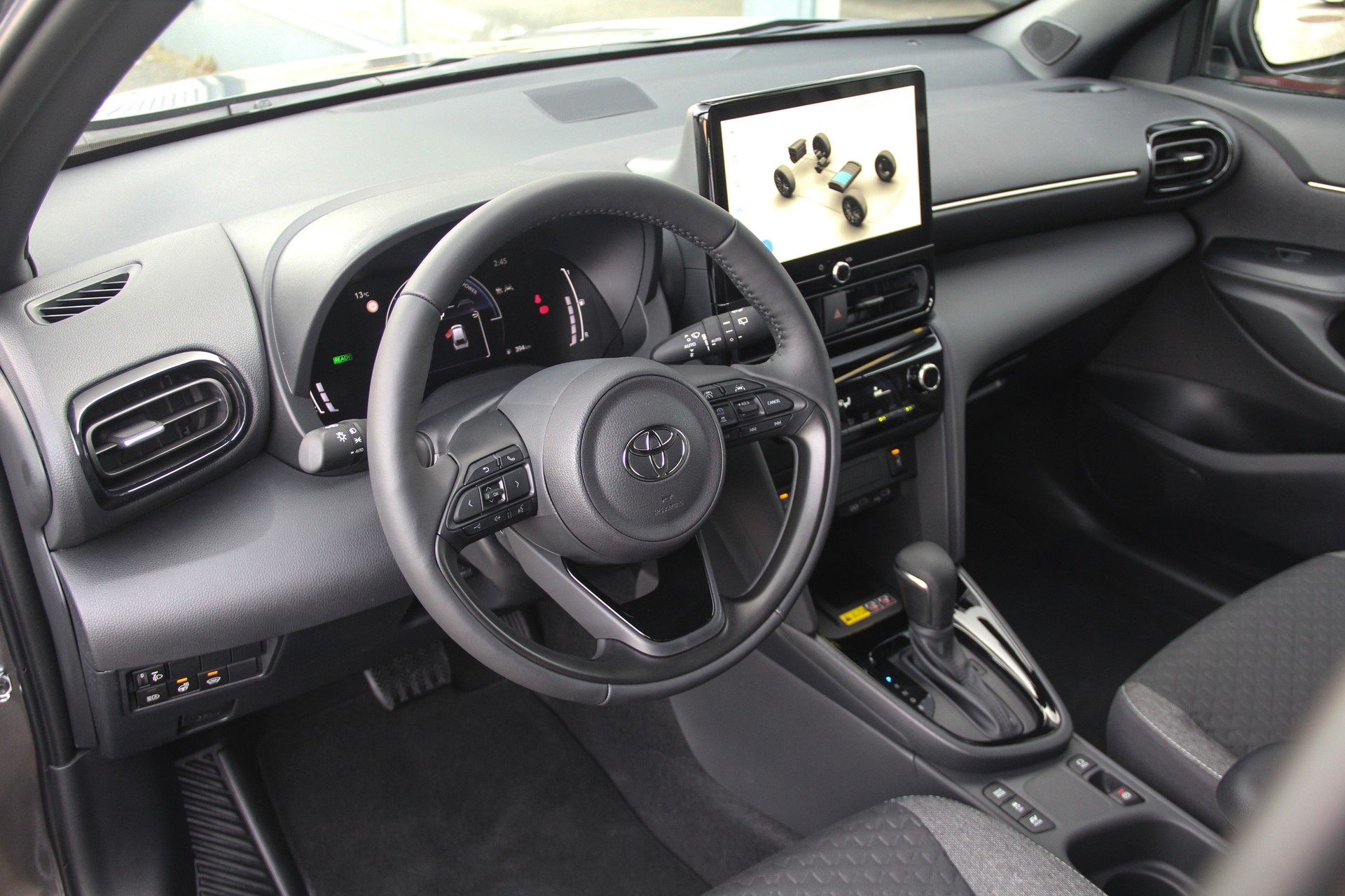 TOYOTA Yaris Cross 1.5 Trend e-CVT 130 🇯🇵 ⭐⭐⭐⭐⭐-image-4