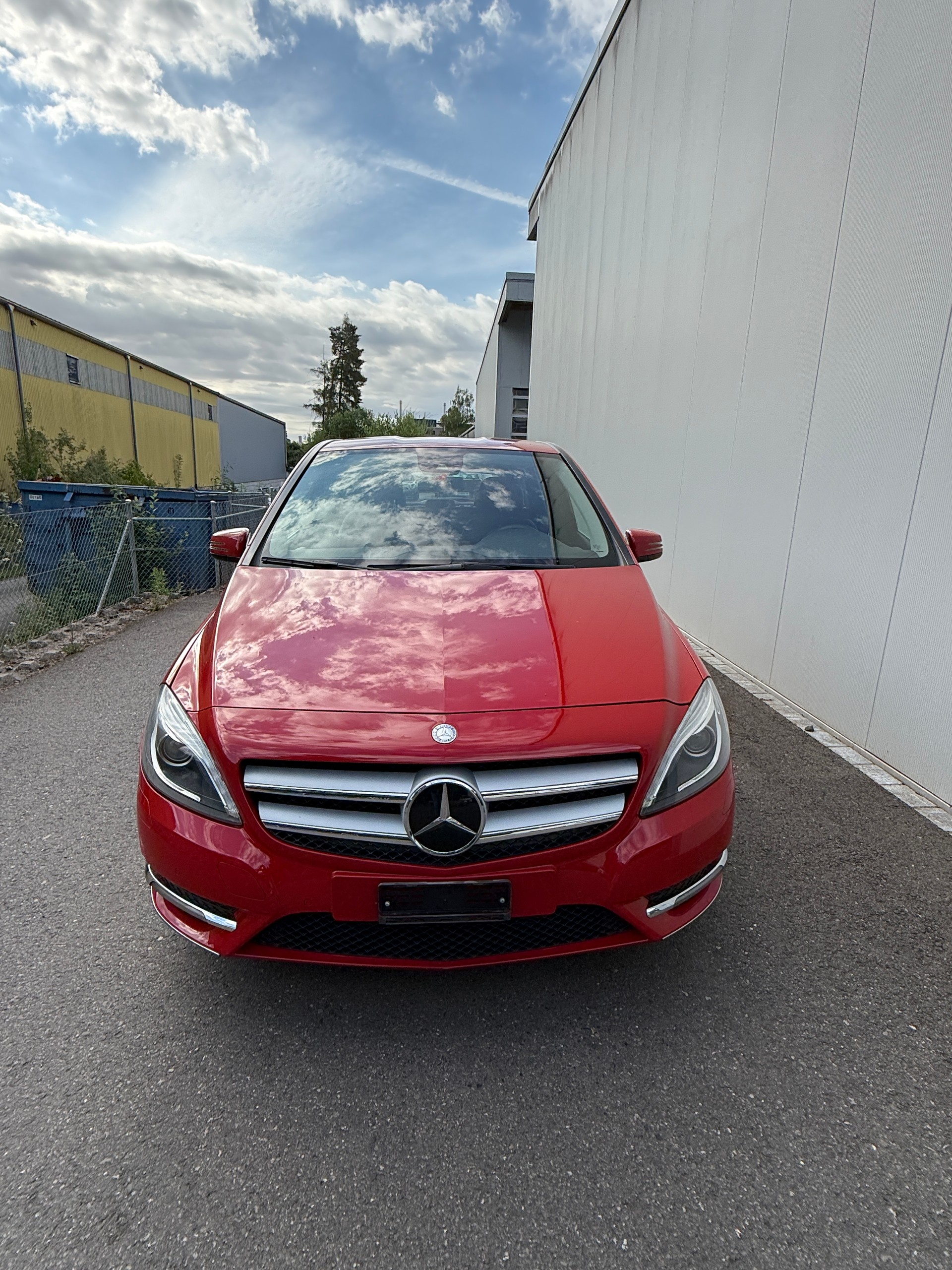 MERCEDES-BENZ B 180 7G-DCT Sport-Paket-image-3