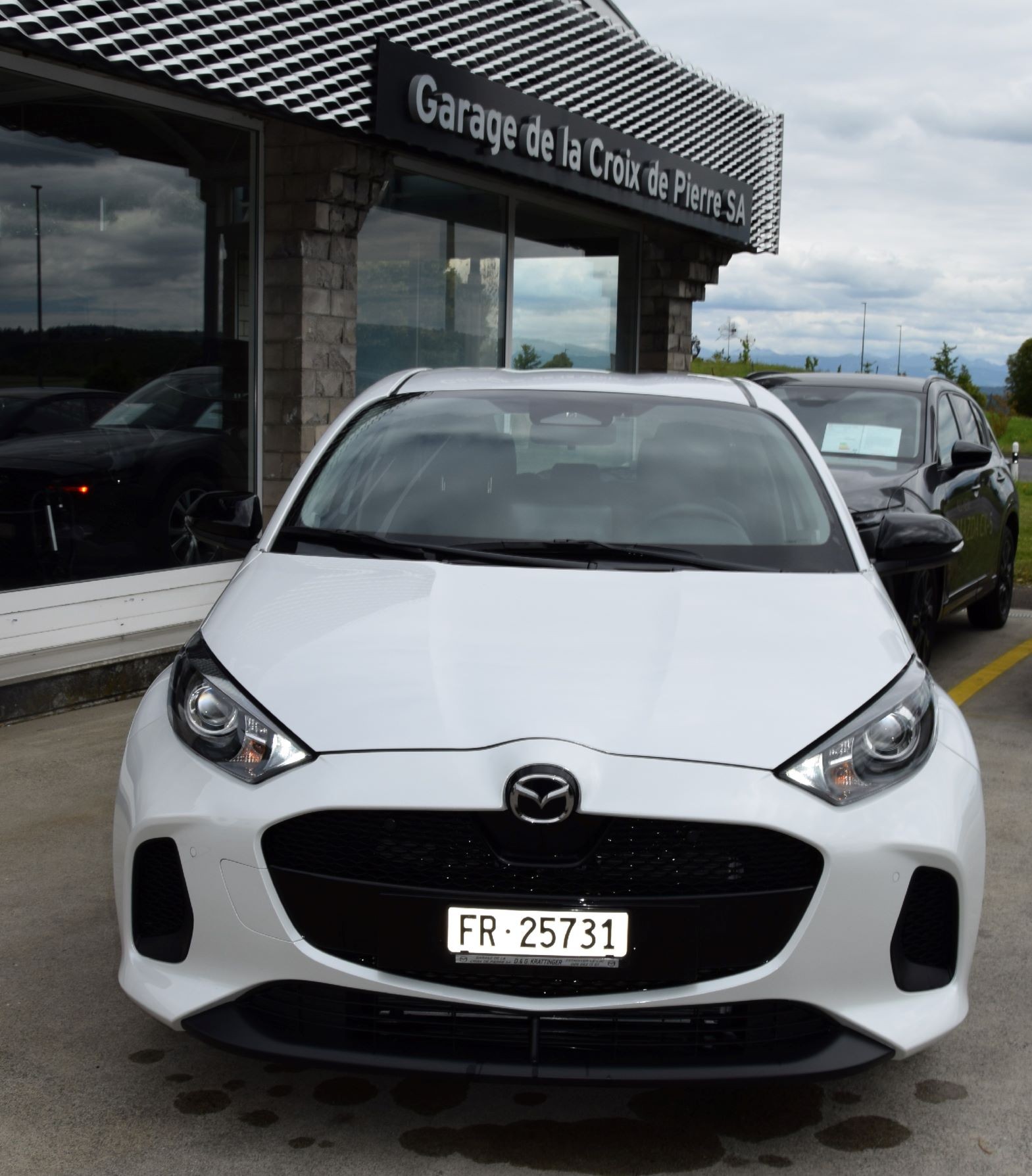 MAZDA 2 Hybrid Exclusive-line-image-1