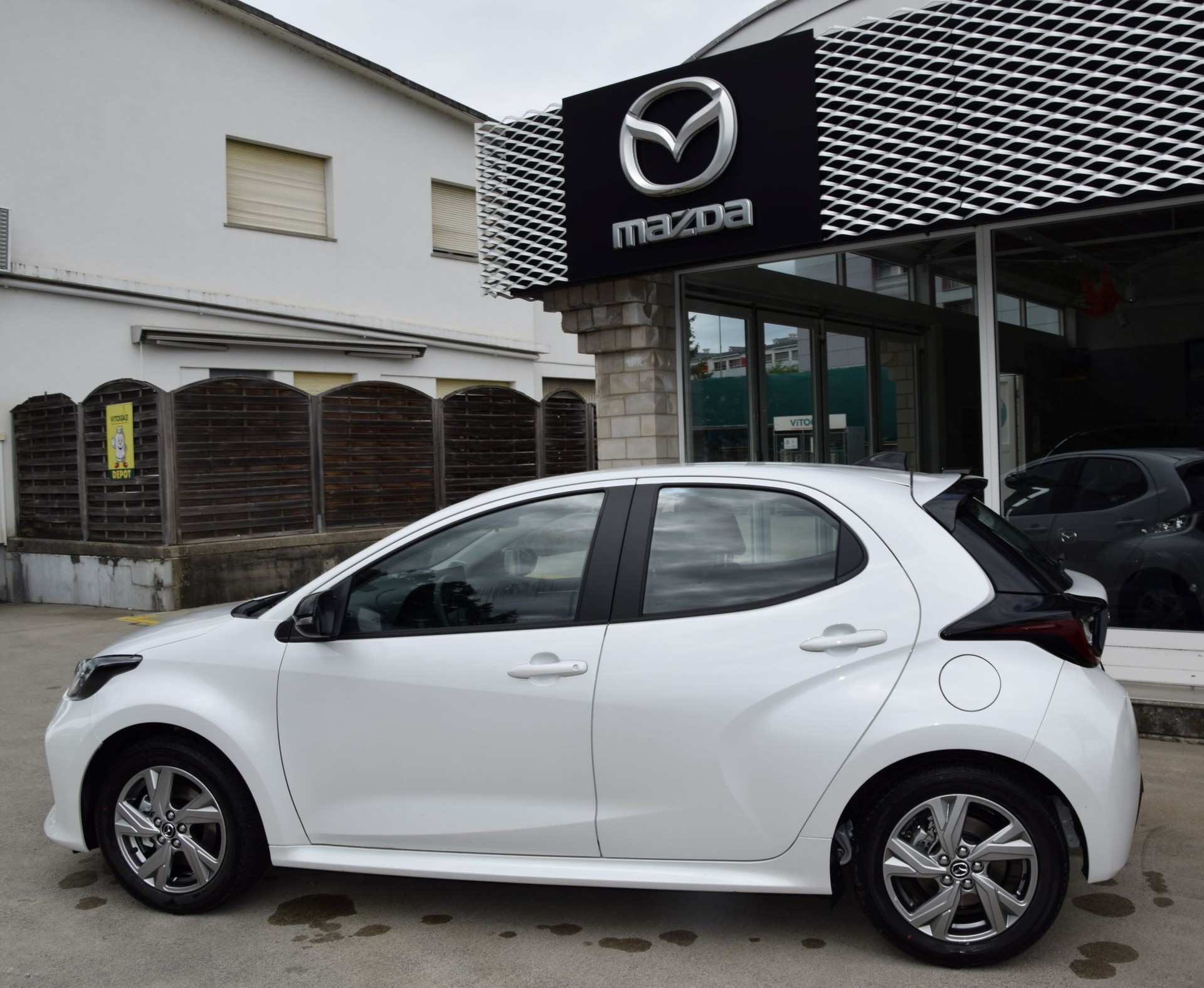 MAZDA 2 Hybrid Exclusive-line-image-6