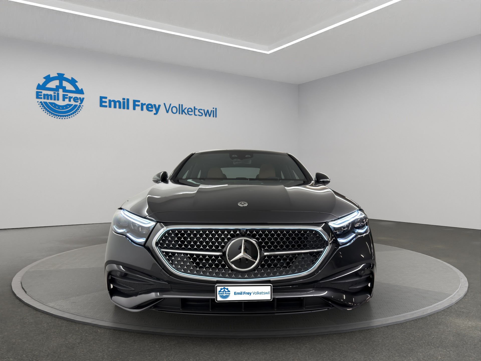 MERCEDES-BENZ E 450 AMG Line 4matic-image-4