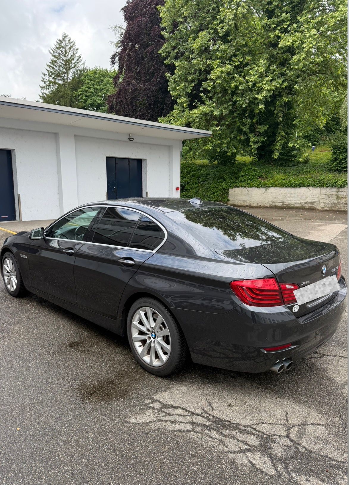 BMW 525d xDrive-image-4
