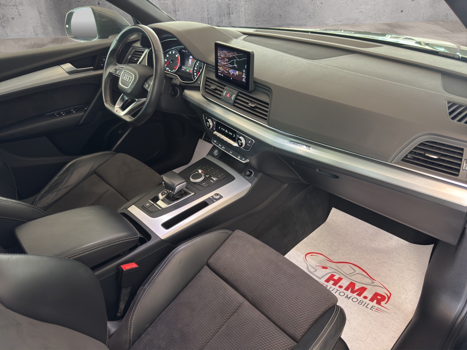 AUDI Q5 2.0 TFSI sport quattro S-tronic-image-10