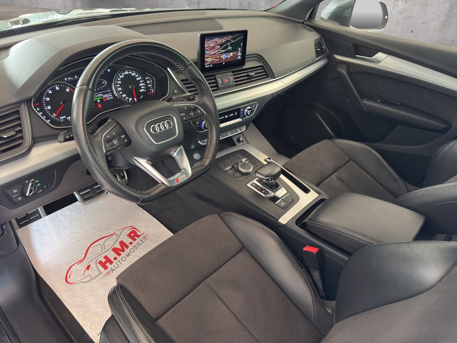 AUDI Q5 2.0 TFSI sport quattro S-tronic-image-8