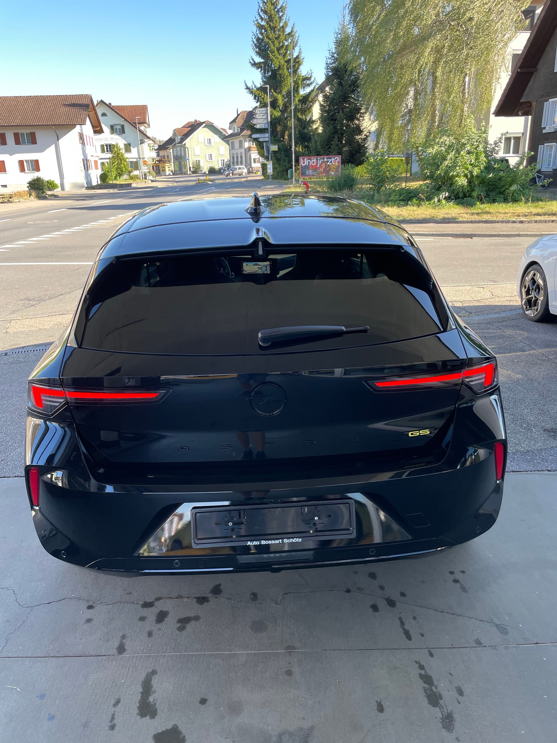 OPEL Astra 1.6 PHEV Turbo GSe A-image-2
