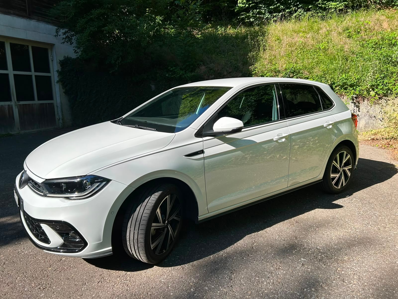 VW 1.0 TSI 110 R-Line DSG-image-1