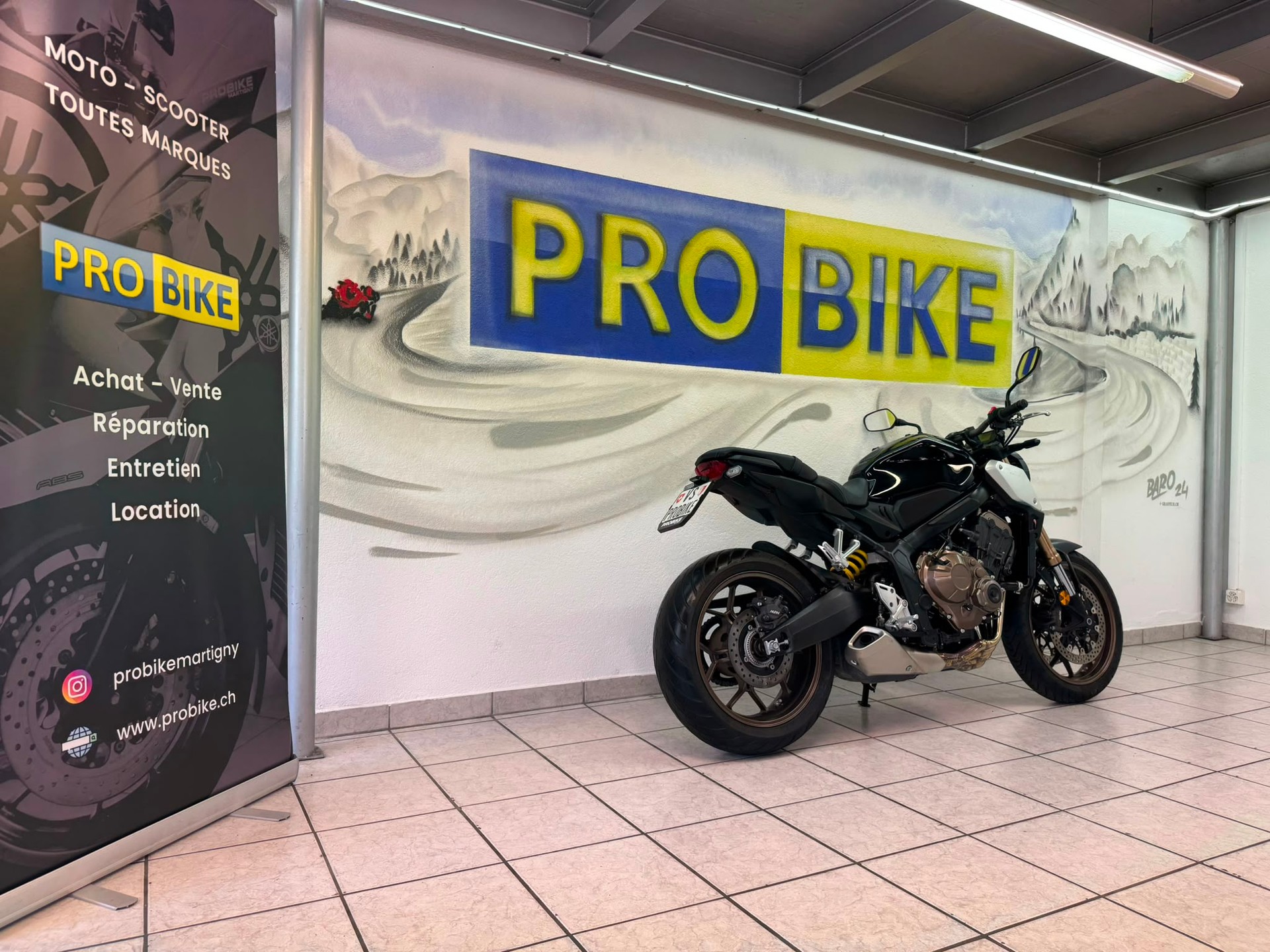 HONDA CB 650 R ABS-showroom-element-2