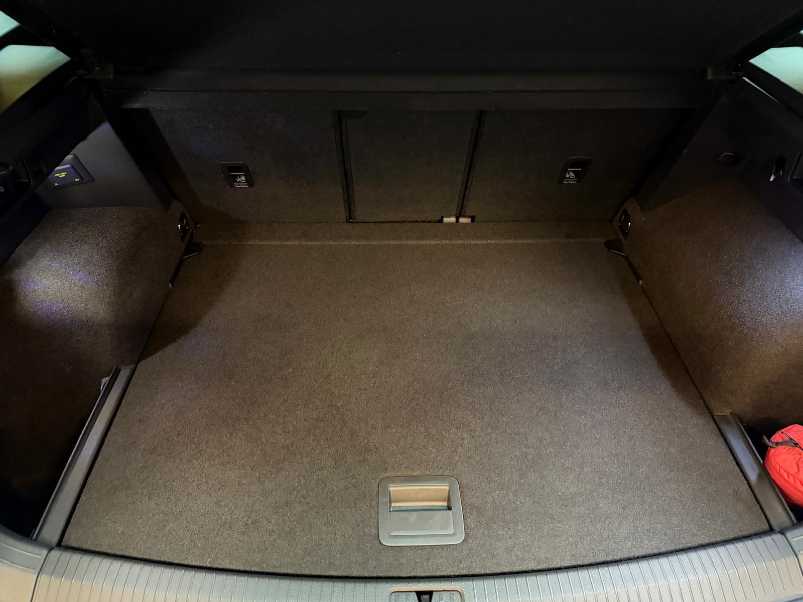 VW Tiguan 2.0 TDI SCR R-Line DSG-image-17