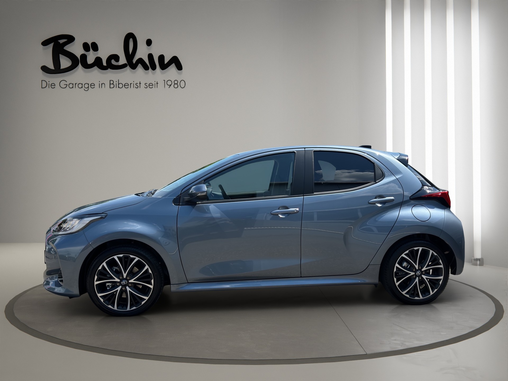 TOYOTA Yaris 1.5 Trend e-CVT-image-3
