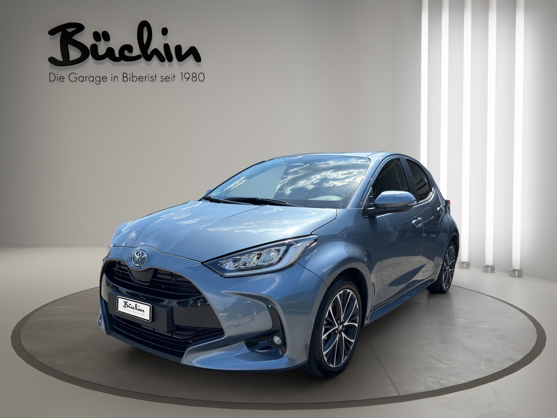 TOYOTA Yaris 1.5 Trend e-CVT-image-2