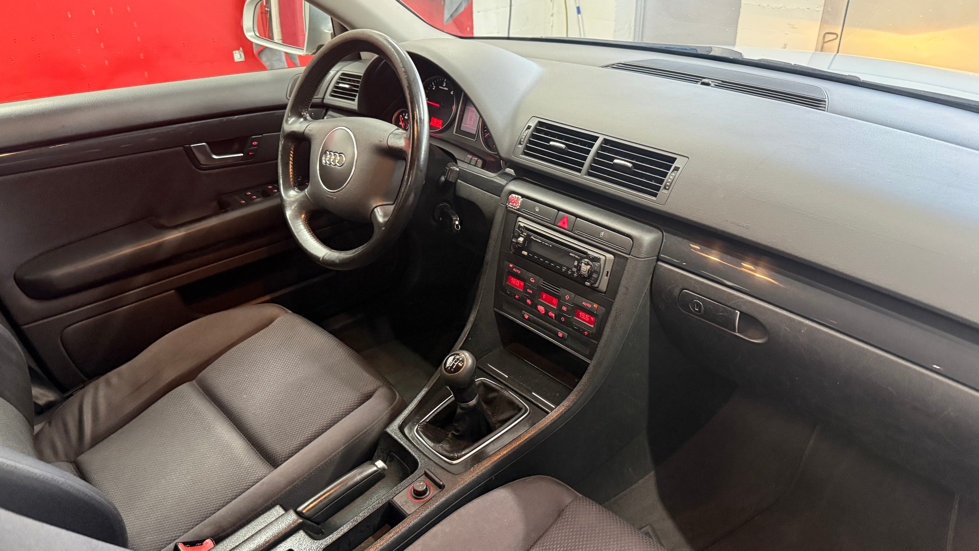 AUDI A4 Avant 1.9 TDI, frisch ab MFK, Servicegepflegt, Zahnriemen bei 252700 km. ersetzt-image-11