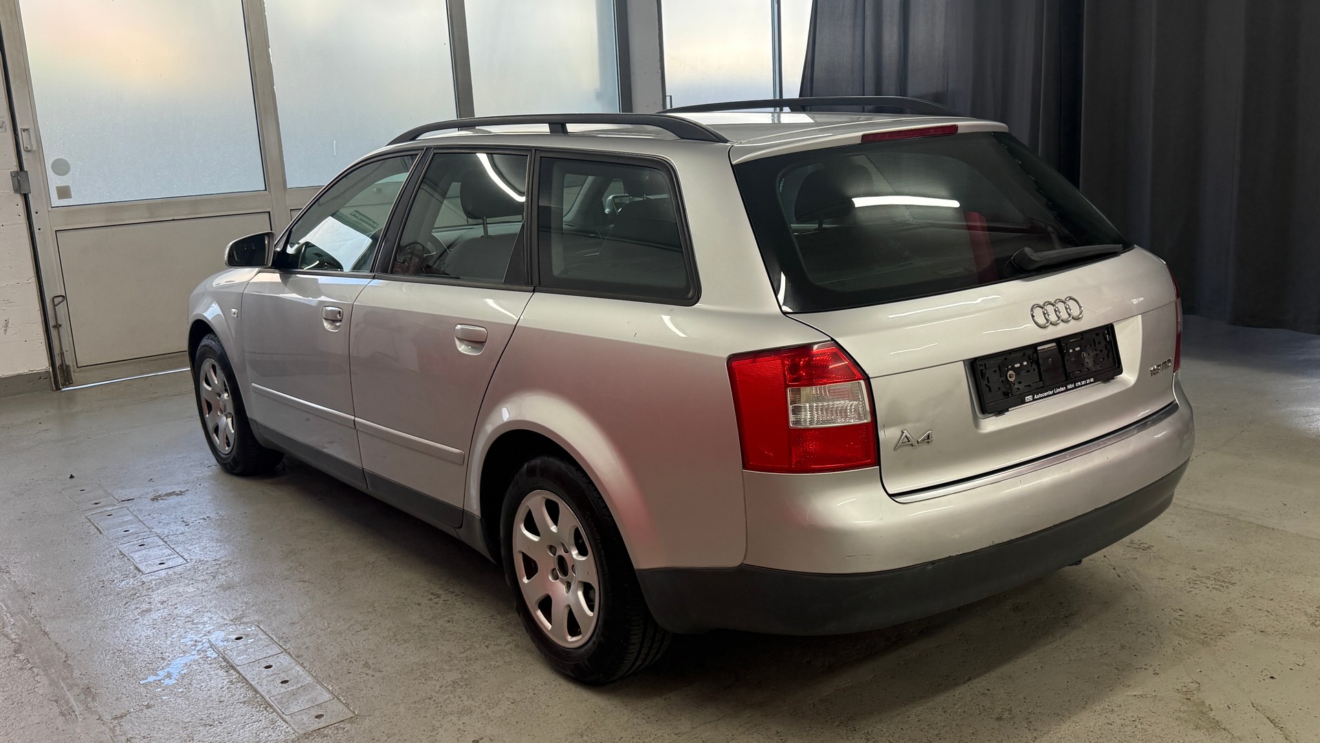 AUDI A4 Avant 1.9 TDI, frisch ab MFK, Servicegepflegt, Zahnriemen bei 252700 km. ersetzt-image-5