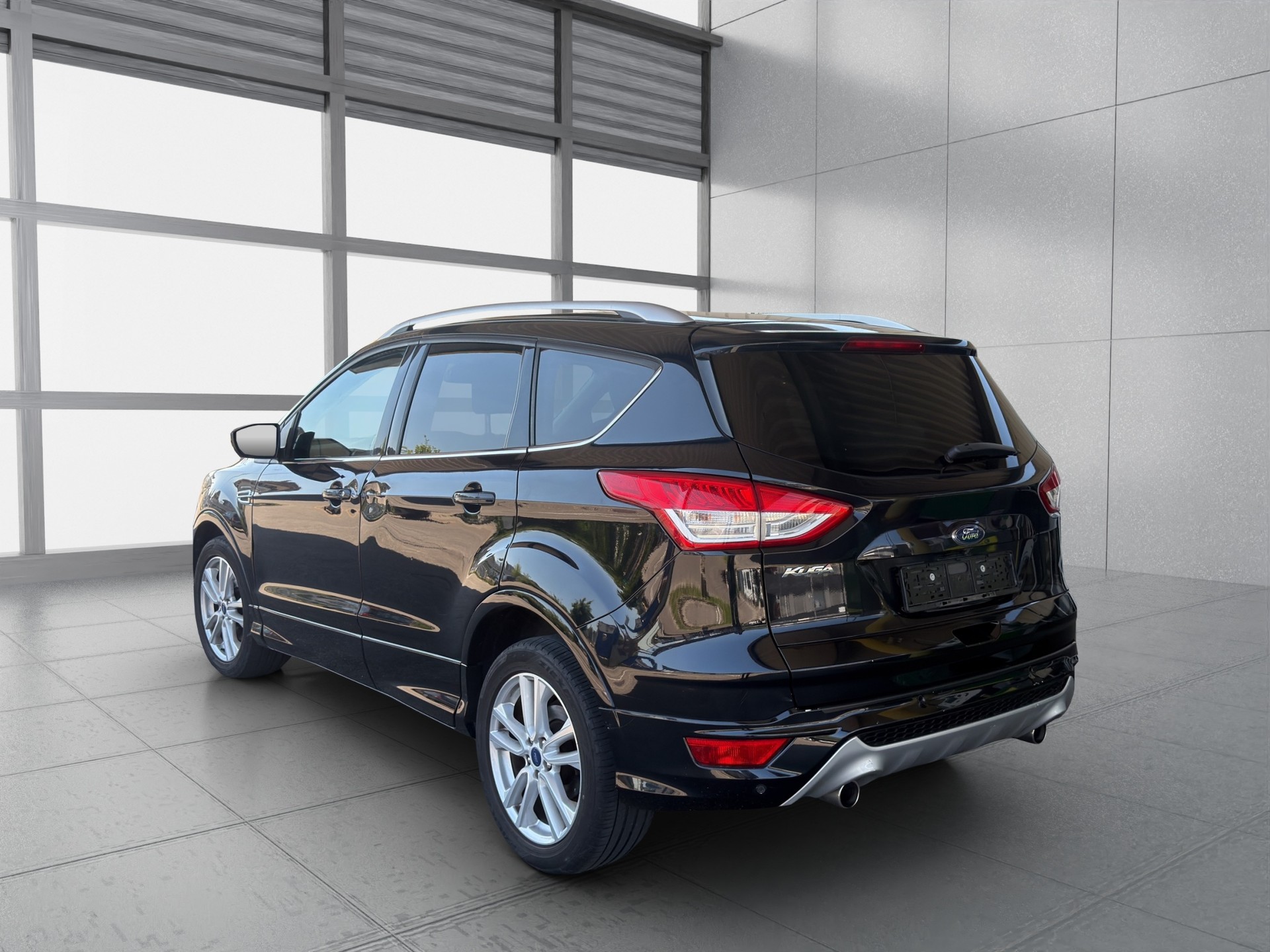 FORD Kuga 2.0 TDCi Carving 4WD PowerShift-image-4
