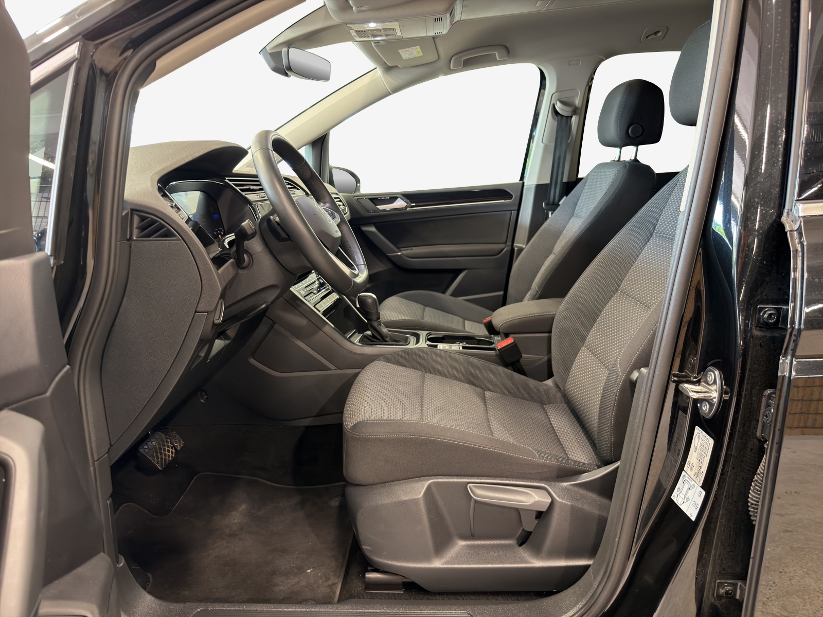 VW Touran 1.5 TSI EVO Comfortline DSG-image-7