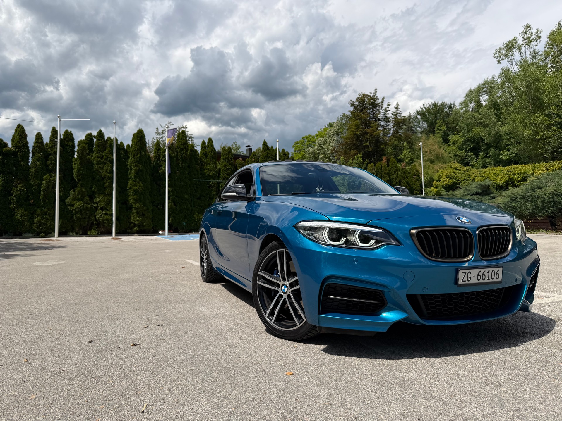 BMW BMW M240i xDrive Coupé | Farbe Long Beach Blue | B58-image-3