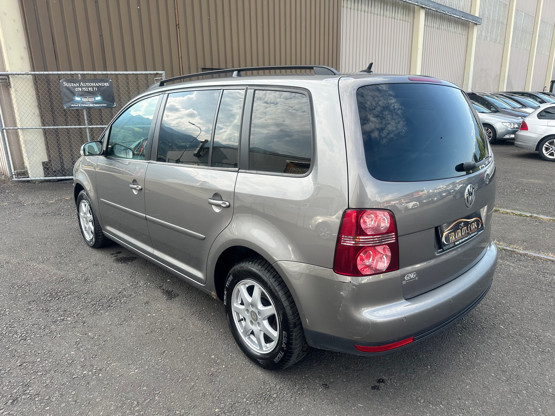 VW Touran 1.4 TSI Trendline-image-4