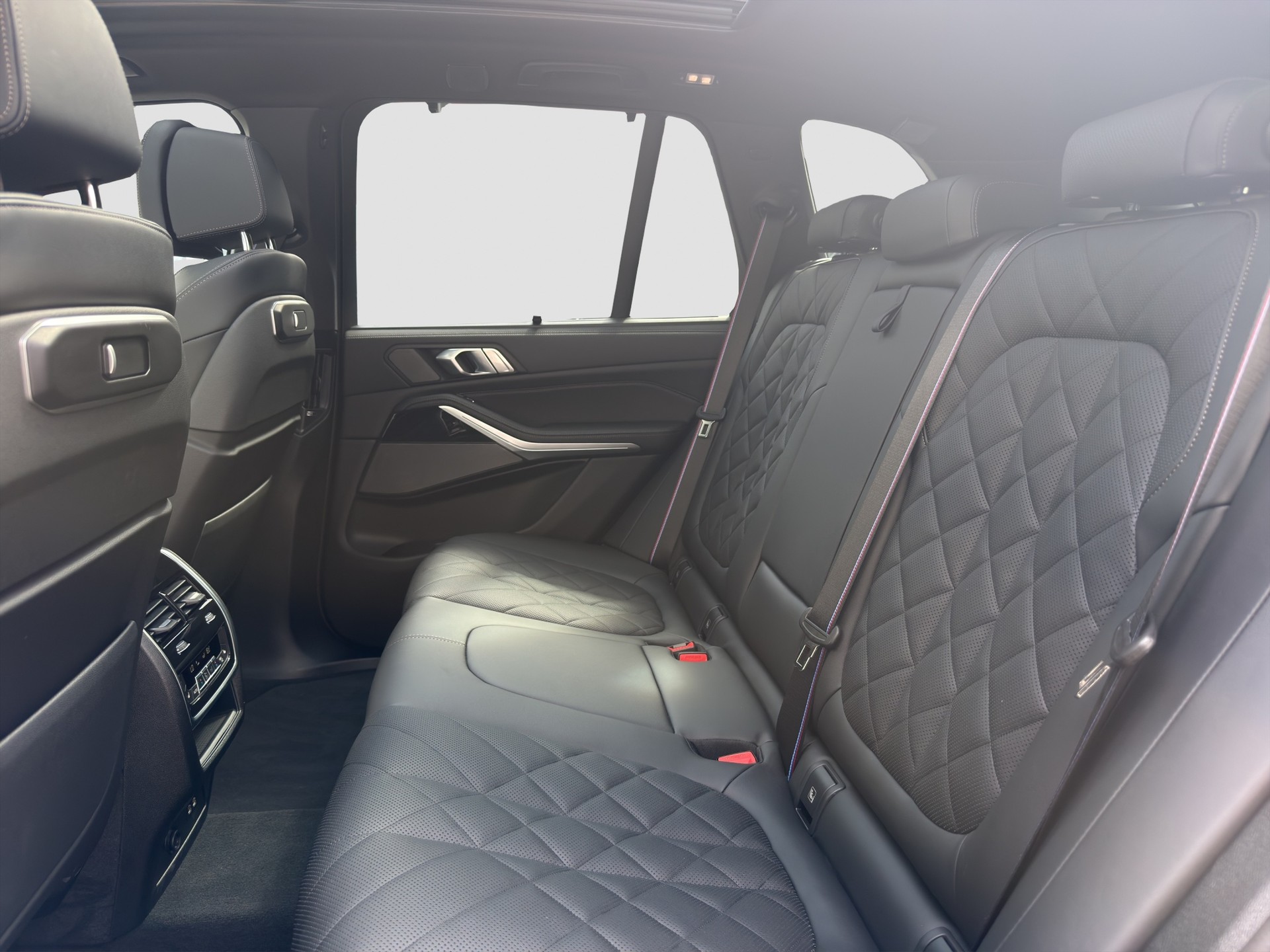 BMW X5 xDrive 48V 40i M Sport Pro Steptronic-image-11