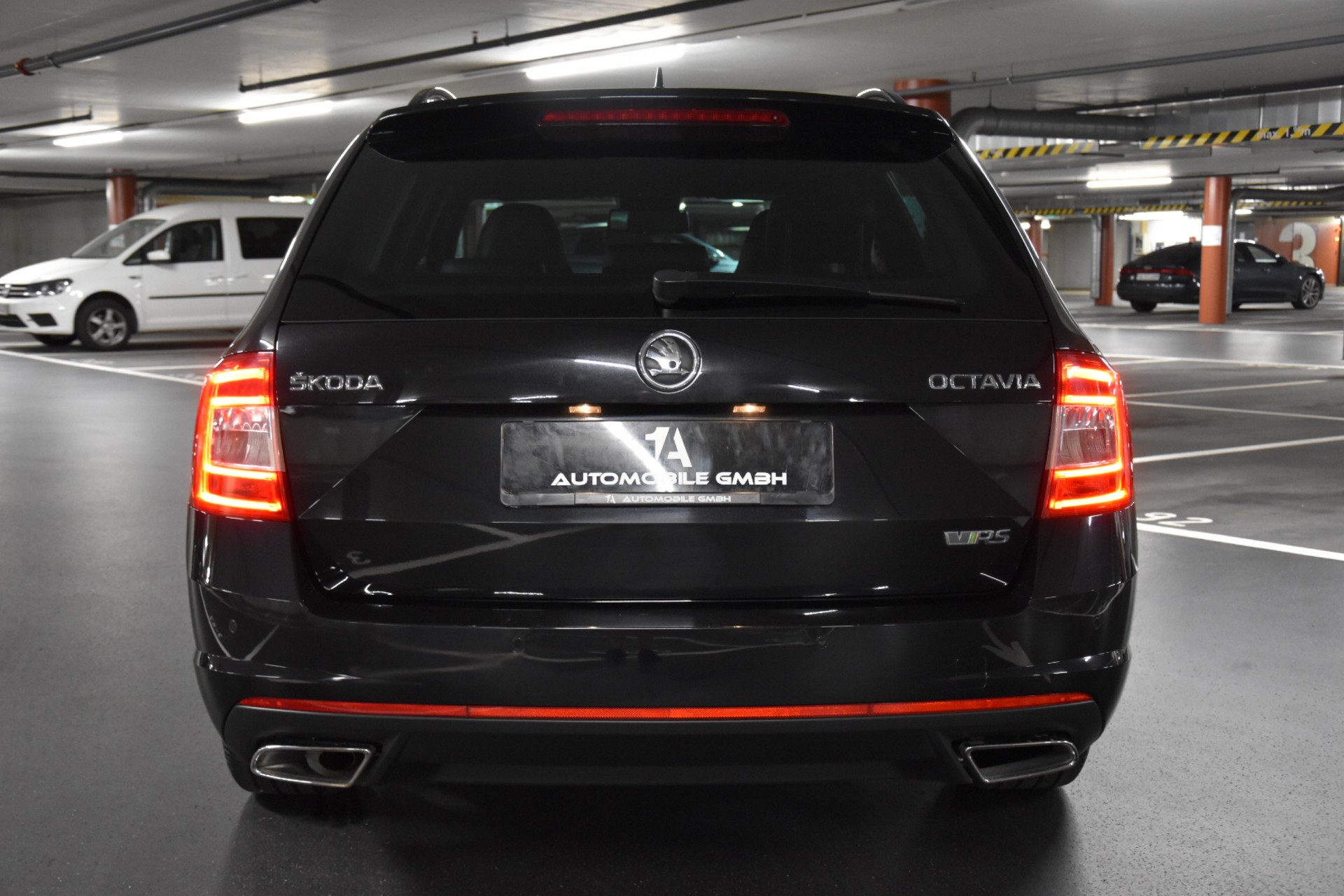 SKODA Octavia Combi 2.0 TDI RS-image-6