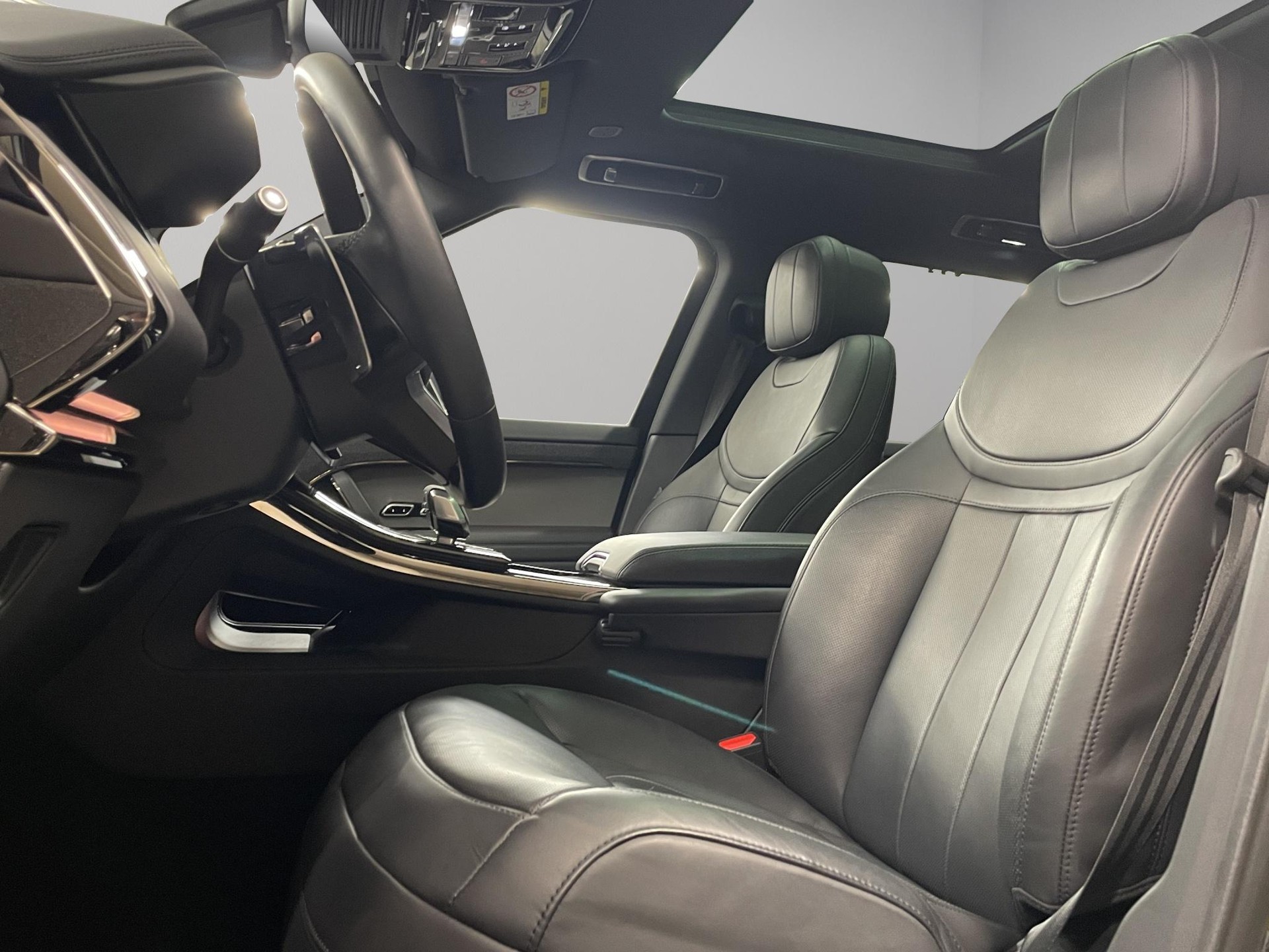 LAND ROVER Range Rover Sport 3.0 I6 250 SE-image-6