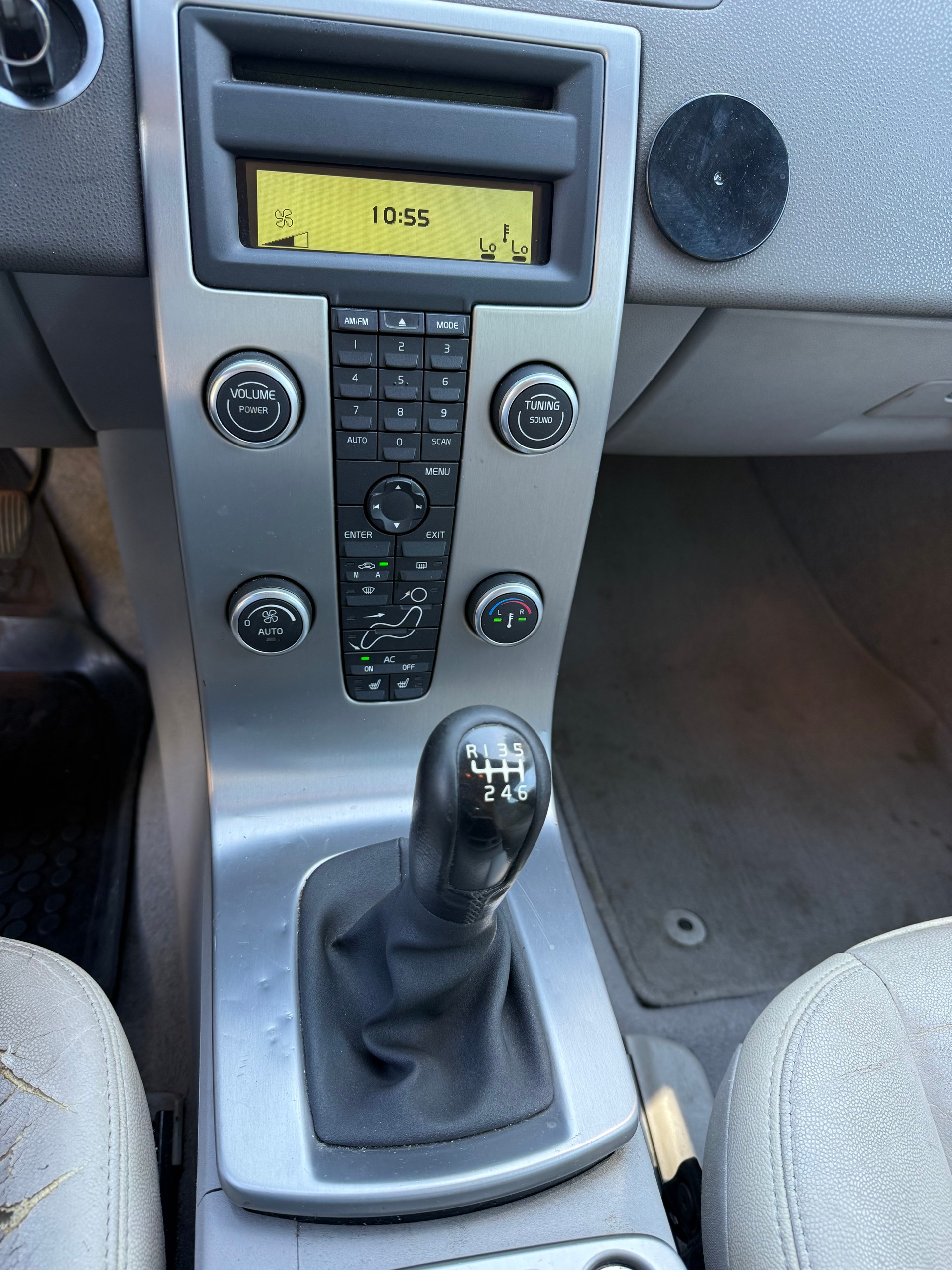 VOLVO V50 2.0D Summum-image-11