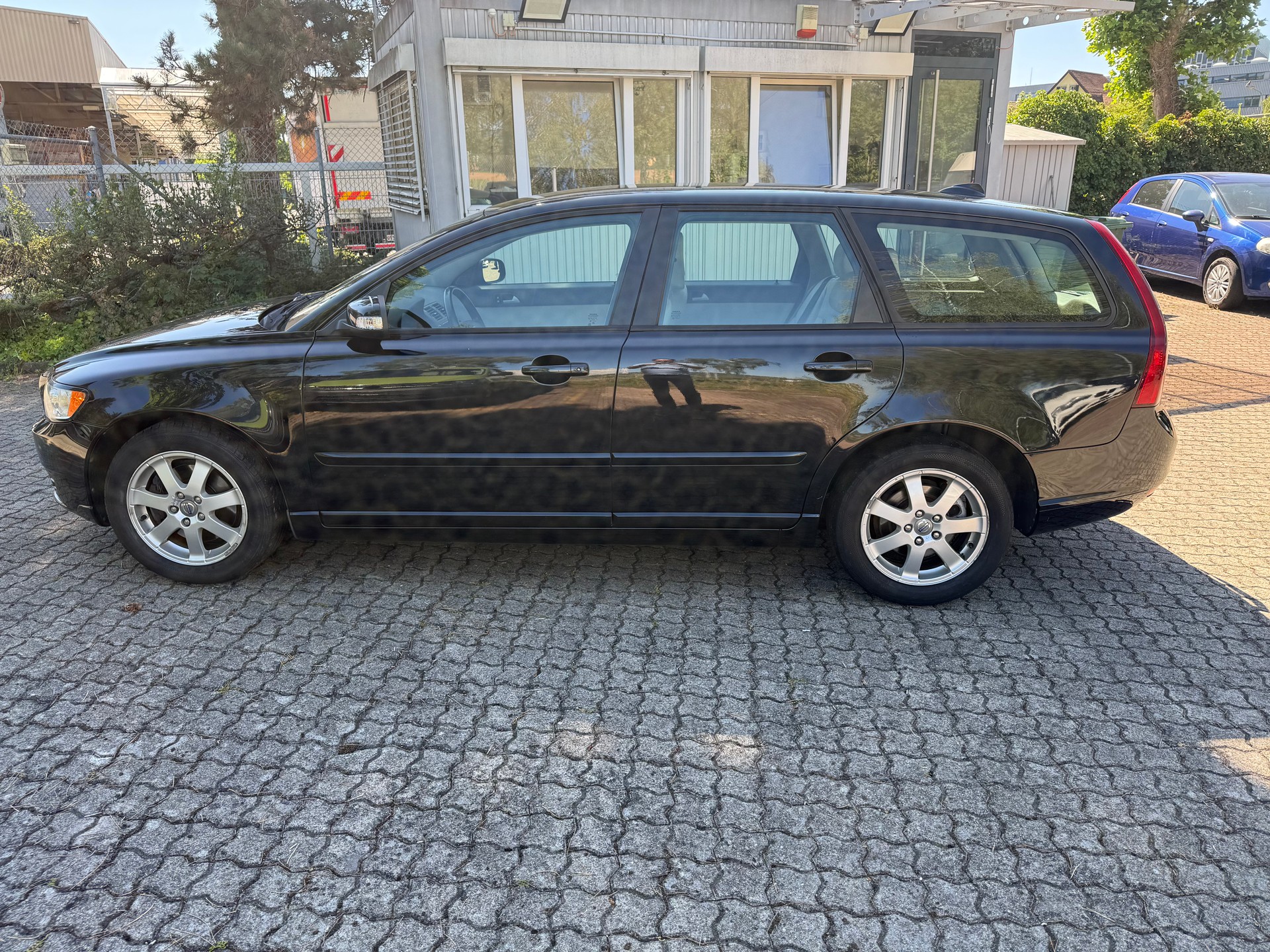 VOLVO V50 2.0D Summum-image-7