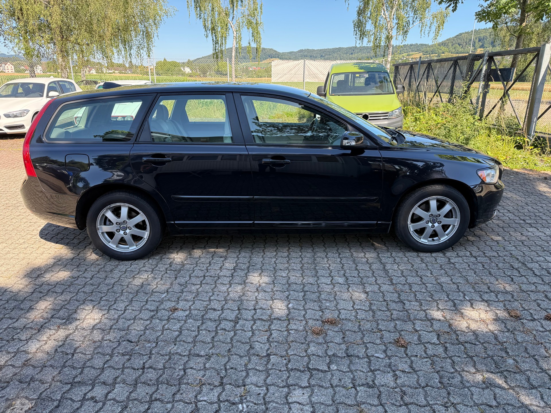 VOLVO V50 2.0D Summum-image-3