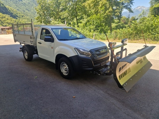 ISUZU D-MAX 1.9 Single Cab Satellite 4x4 - Ponte Ribaltabile 3 Lati in Alluminio - Cala Neve Snow Dogg - Gancio Traino KG. 3500-image-2