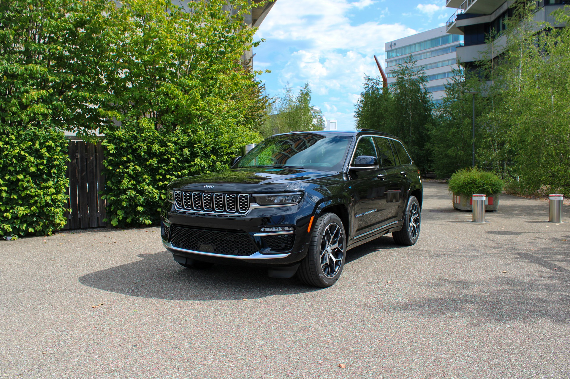 JEEP Grand Cherokee 2.0 Plug-in-Hybrid Summit Reserve 4xe-image-4