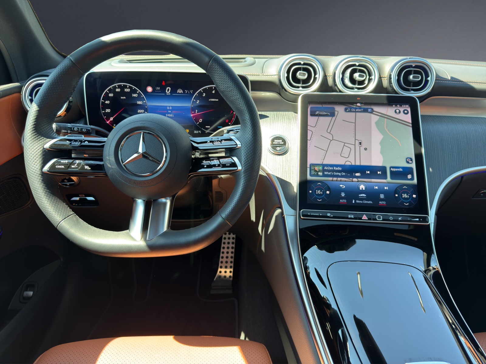 MERCEDES-BENZ GLC 200 4Matic 9G-Tronic-image-6