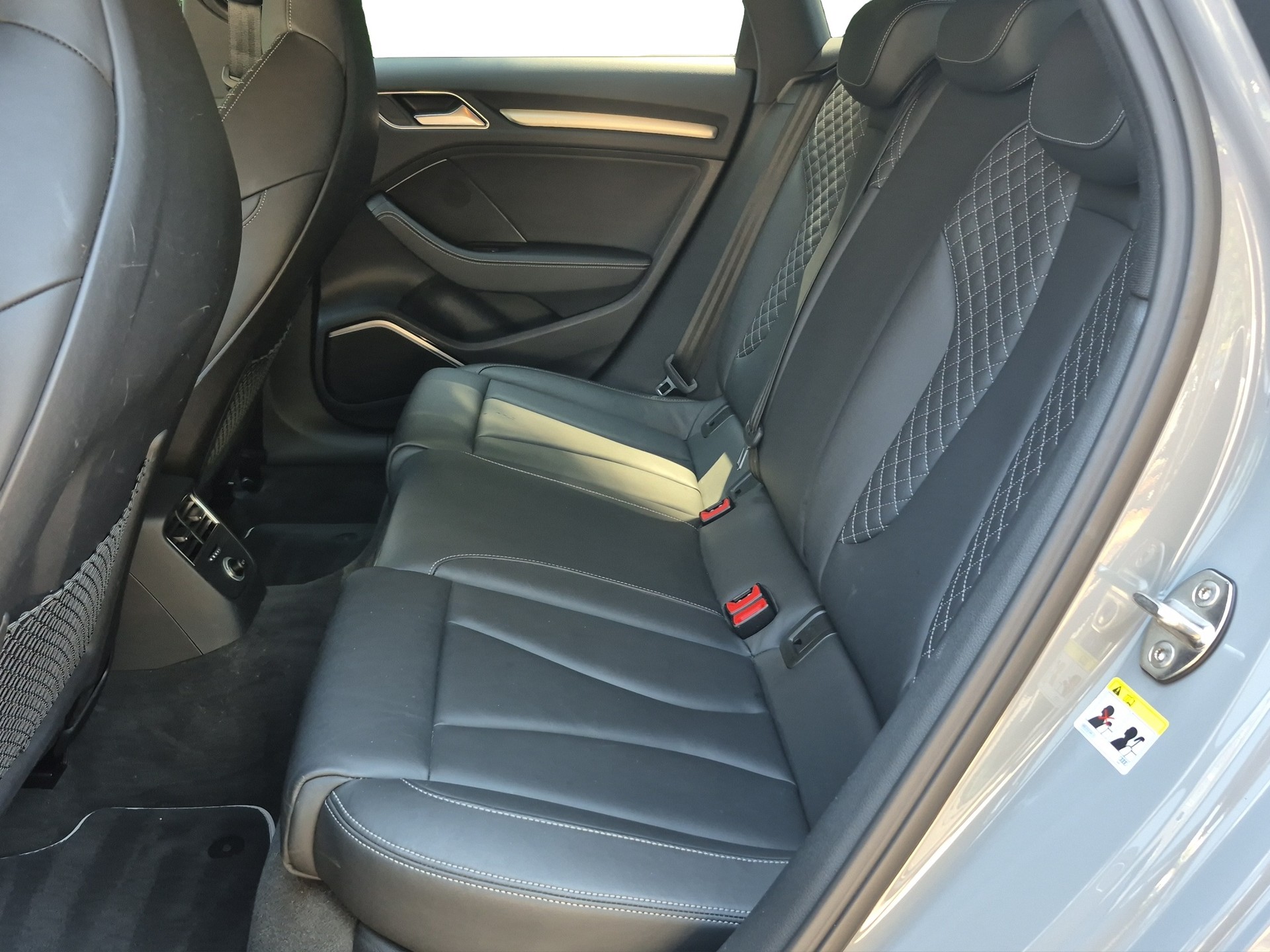 AUDI A3 Sportback 1.4 TFSI Sport S-Line *S-Sportsitze, B&O*-image-9