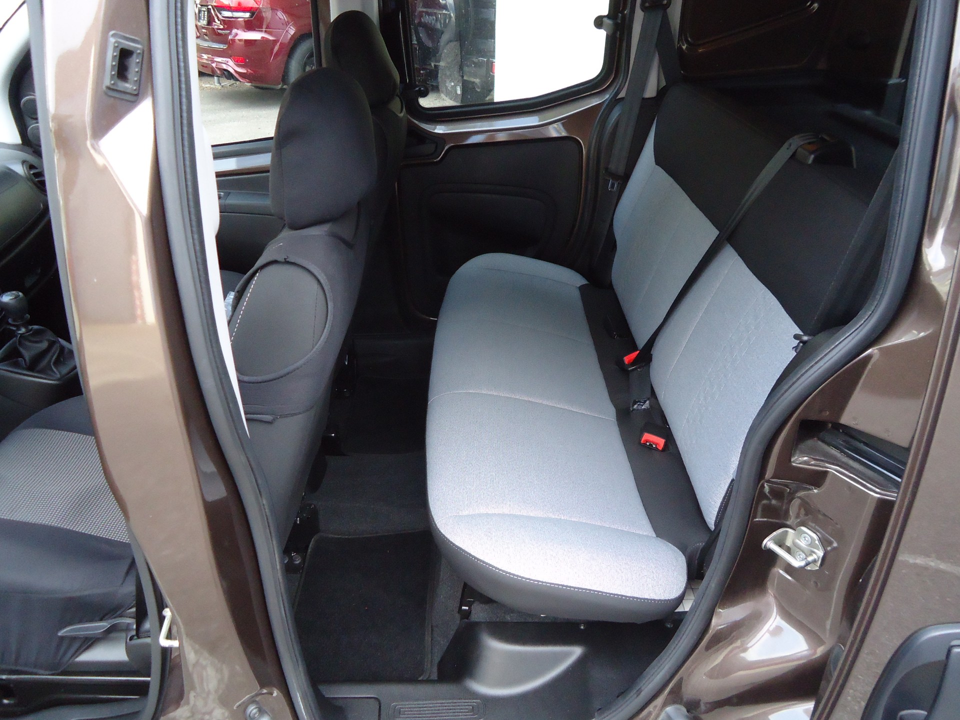 FIAT FIORINO 1 . 4 - Radio - Navigatore - Aria Condizionata-image-4