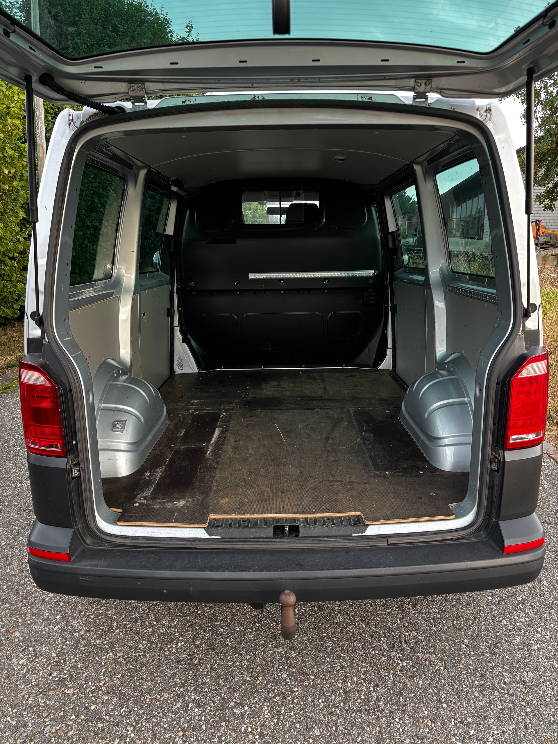 VW T6 2.0 TDI-image-14