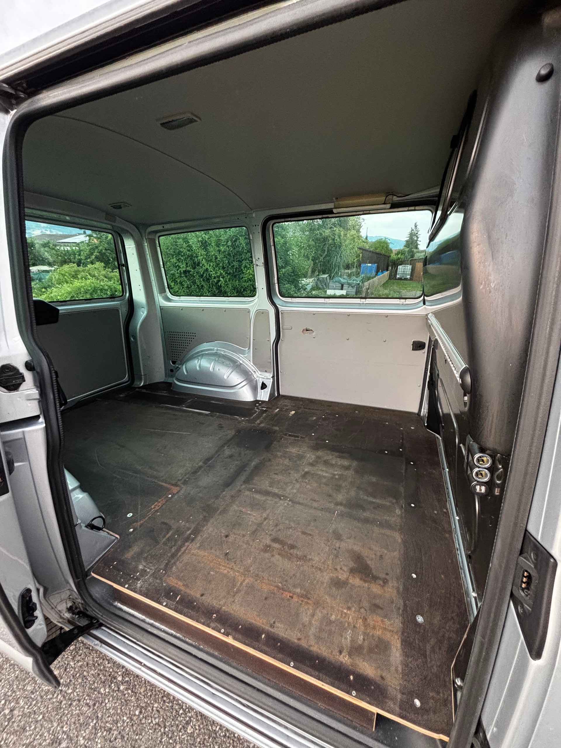 VW T6 2.0 TDI-image-12